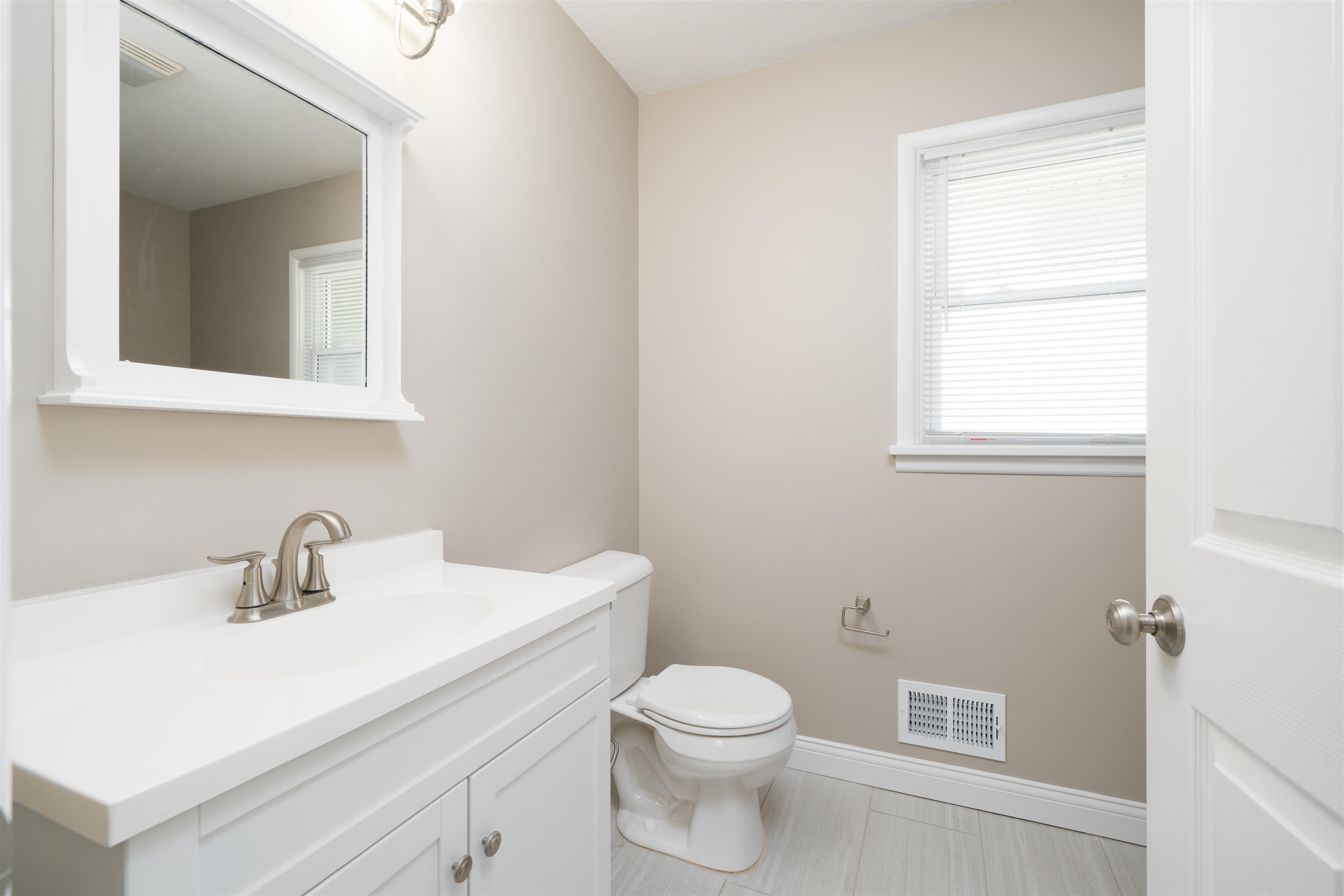 1607 Foors Lane, Owensboro, Kentucky 42303, 3 Bedrooms Bedrooms, ,2 BathroomsBathrooms,Single Family Residence,For Sale,Foors Lane,93824