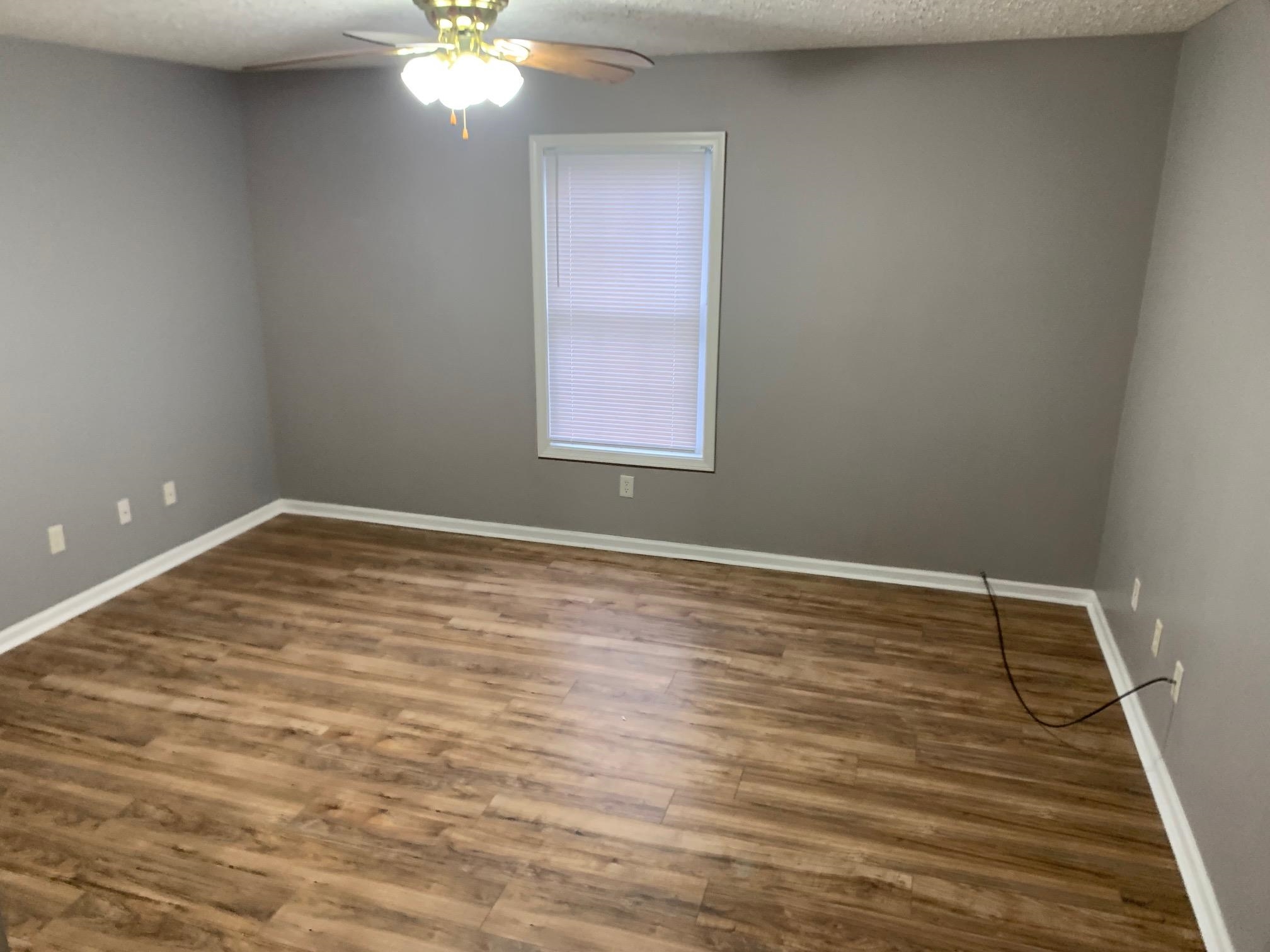 629 Clay St, Owensboro, Kentucky 42303, 2 Bedrooms Bedrooms, ,1 BathroomBathrooms,Single Family Residence,For Sale,Clay St,93825