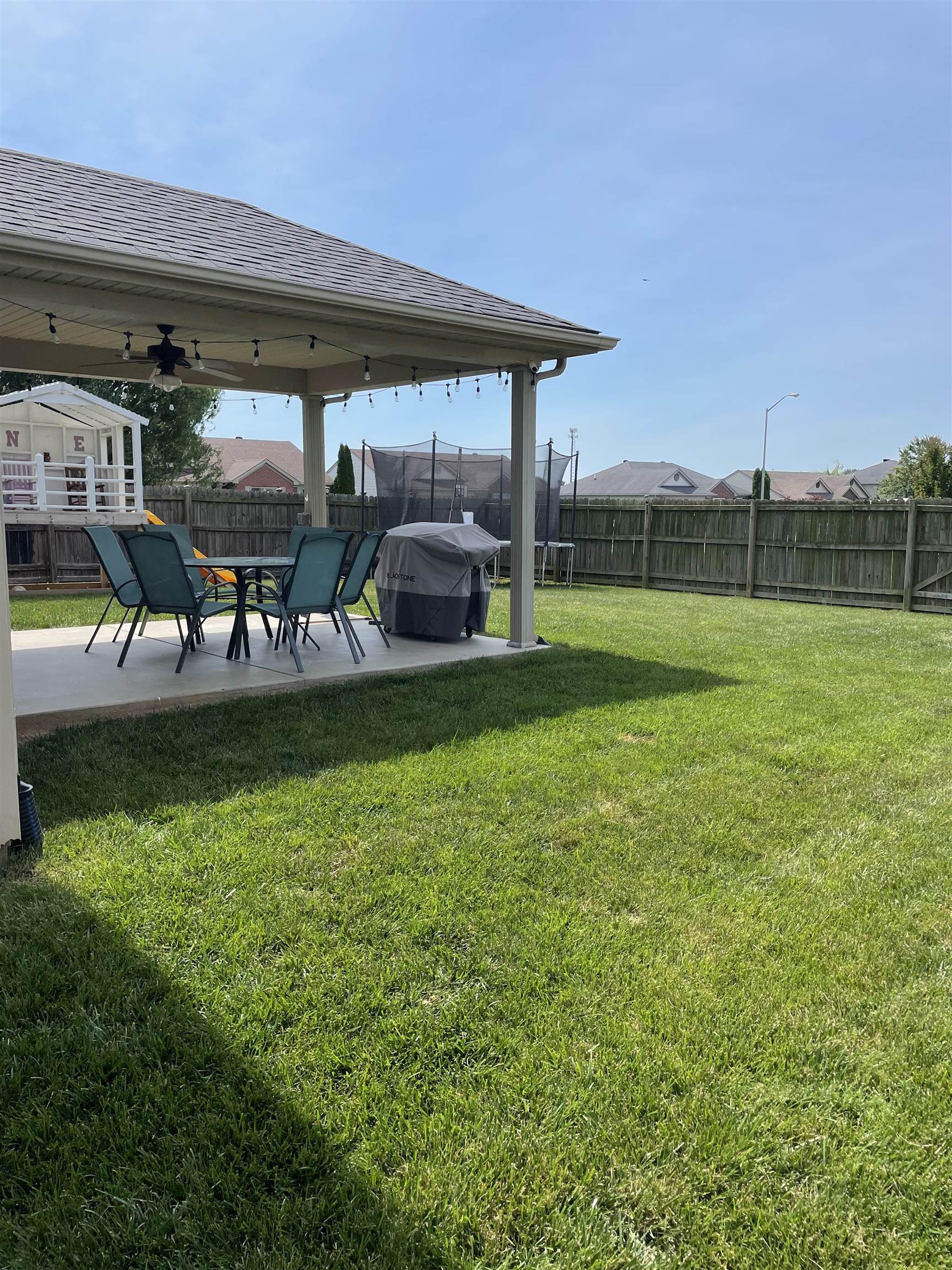 2140 Augusta Drive, Henderson, Kentucky 42420, 3 Bedrooms Bedrooms, ,2 BathroomsBathrooms,Single Family Residence,For Sale,Augusta Drive,93827