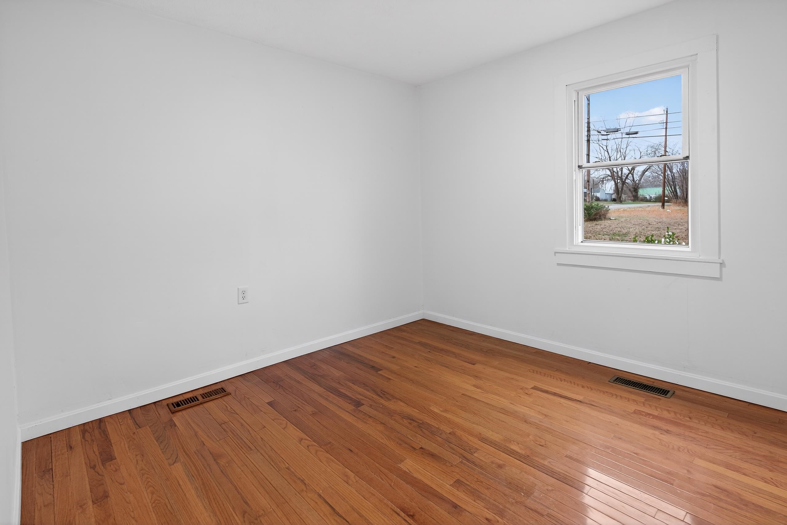 508 Mose Rager Blvd, Drakesboro, Kentucky 42337, 4 Bedrooms Bedrooms, ,2 BathroomsBathrooms,Single Family Residence,For Sale,Mose Rager Blvd,93828