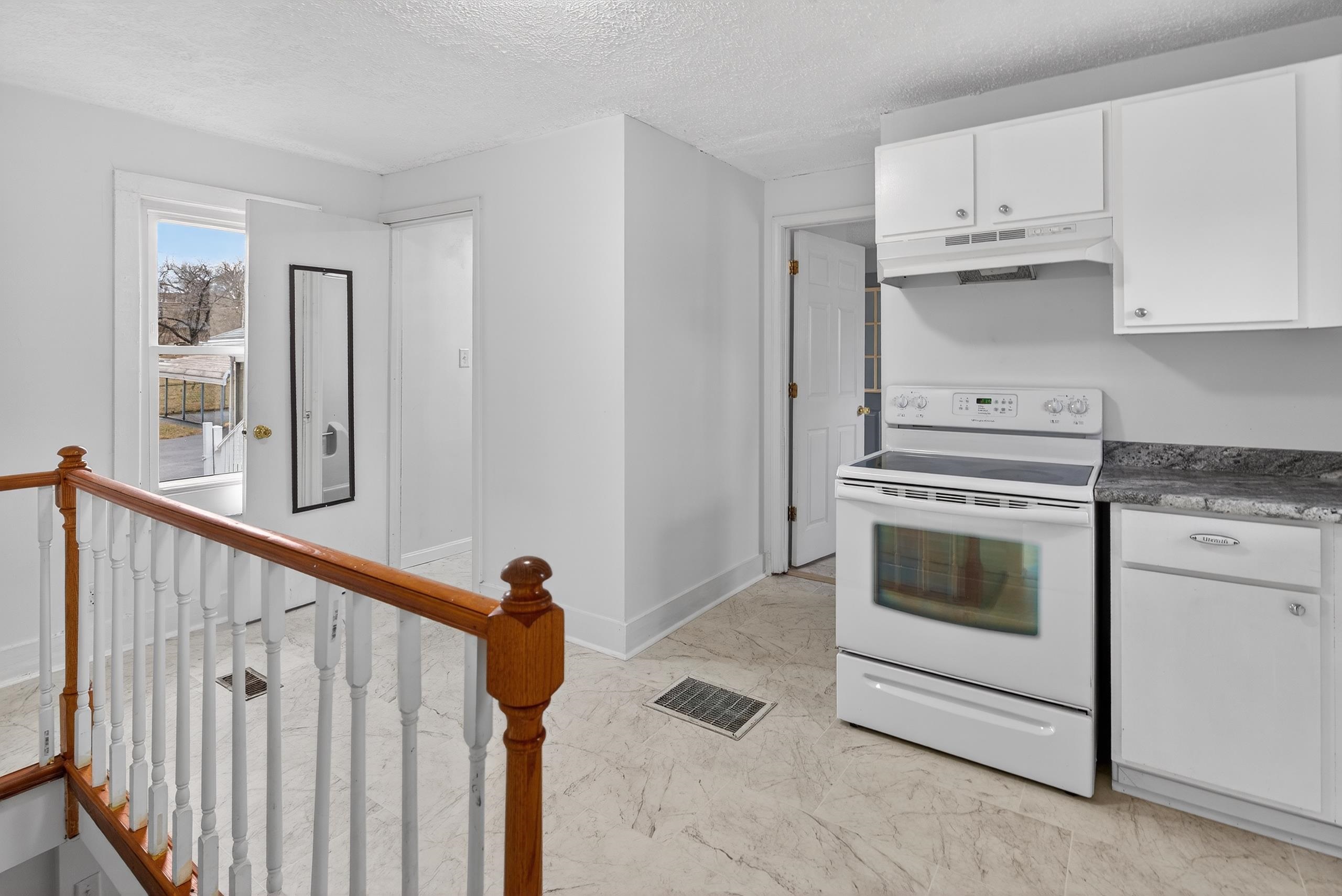 508 Mose Rager Blvd, Drakesboro, Kentucky 42337, 4 Bedrooms Bedrooms, ,2 BathroomsBathrooms,Single Family Residence,For Sale,Mose Rager Blvd,93828