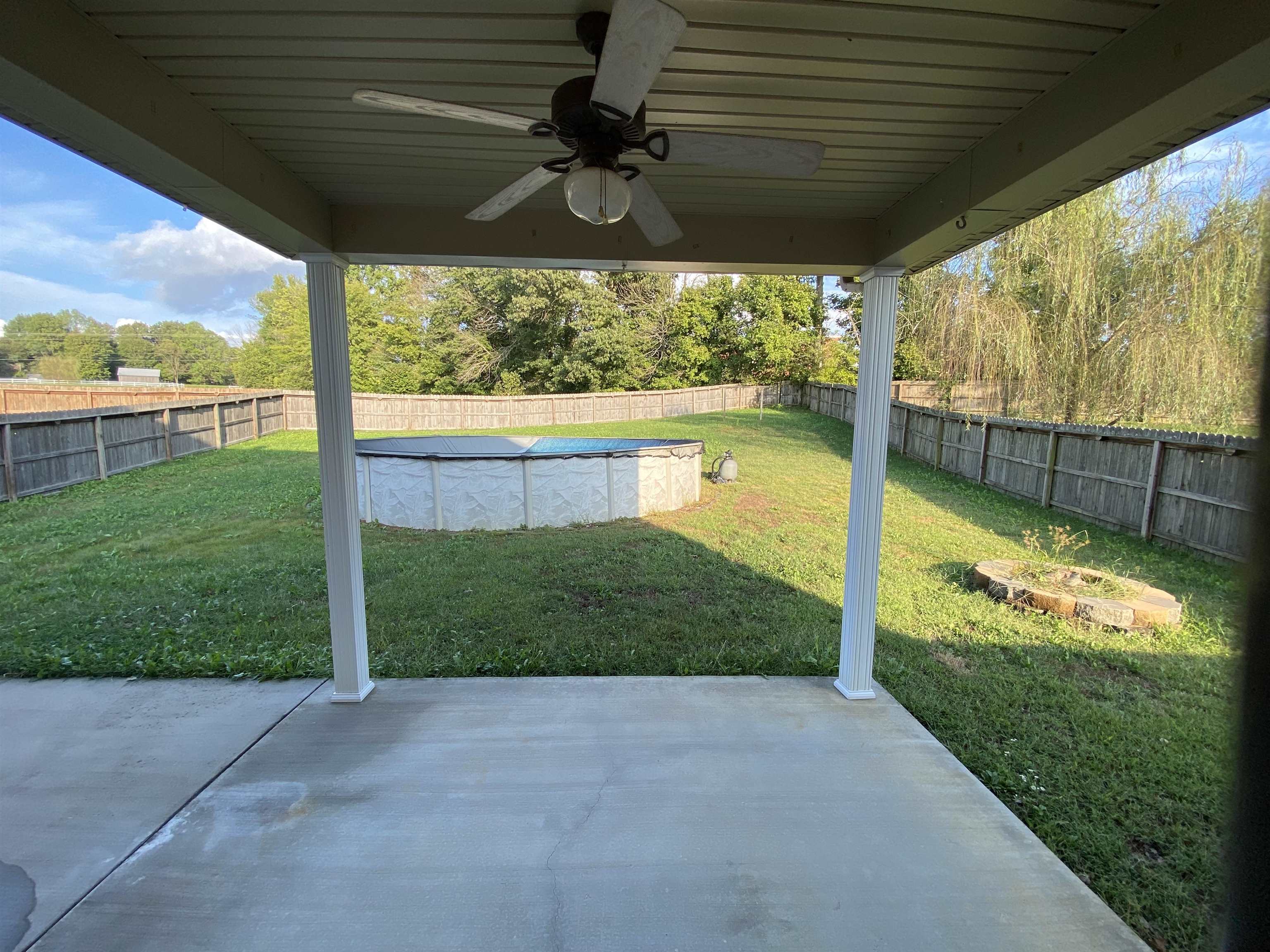 6405 Autumn Valley Trace, Utica, Kentucky 42376, 3 Bedrooms Bedrooms, ,2 BathroomsBathrooms,Single Family Residence,For Sale,Autumn Valley Trace,93830