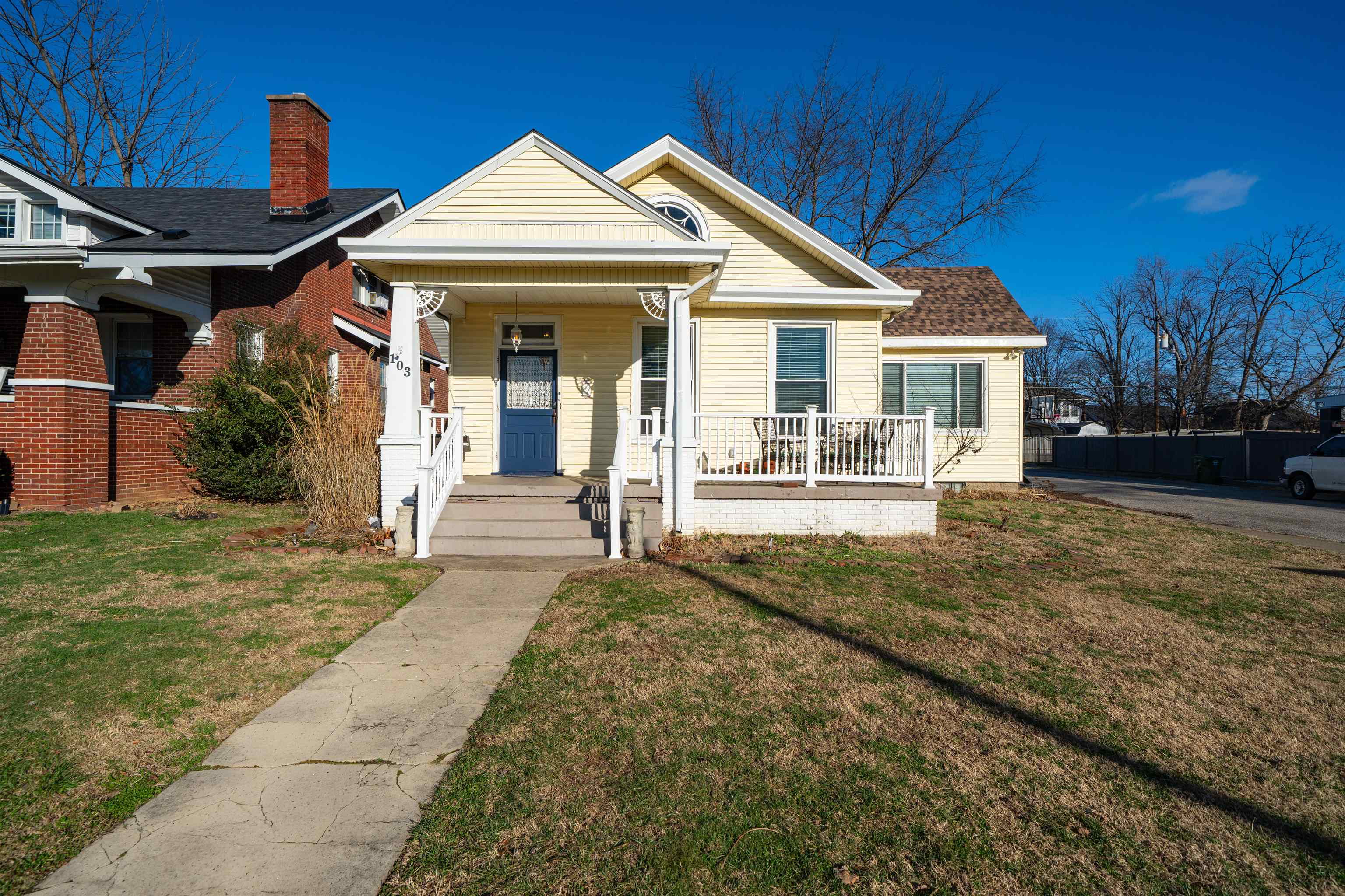 103 West 19th St, Owensboro, Kentucky 42303, 3 Bedrooms Bedrooms, ,2 BathroomsBathrooms,Single Family Residence,For Sale,West 19th St,93831