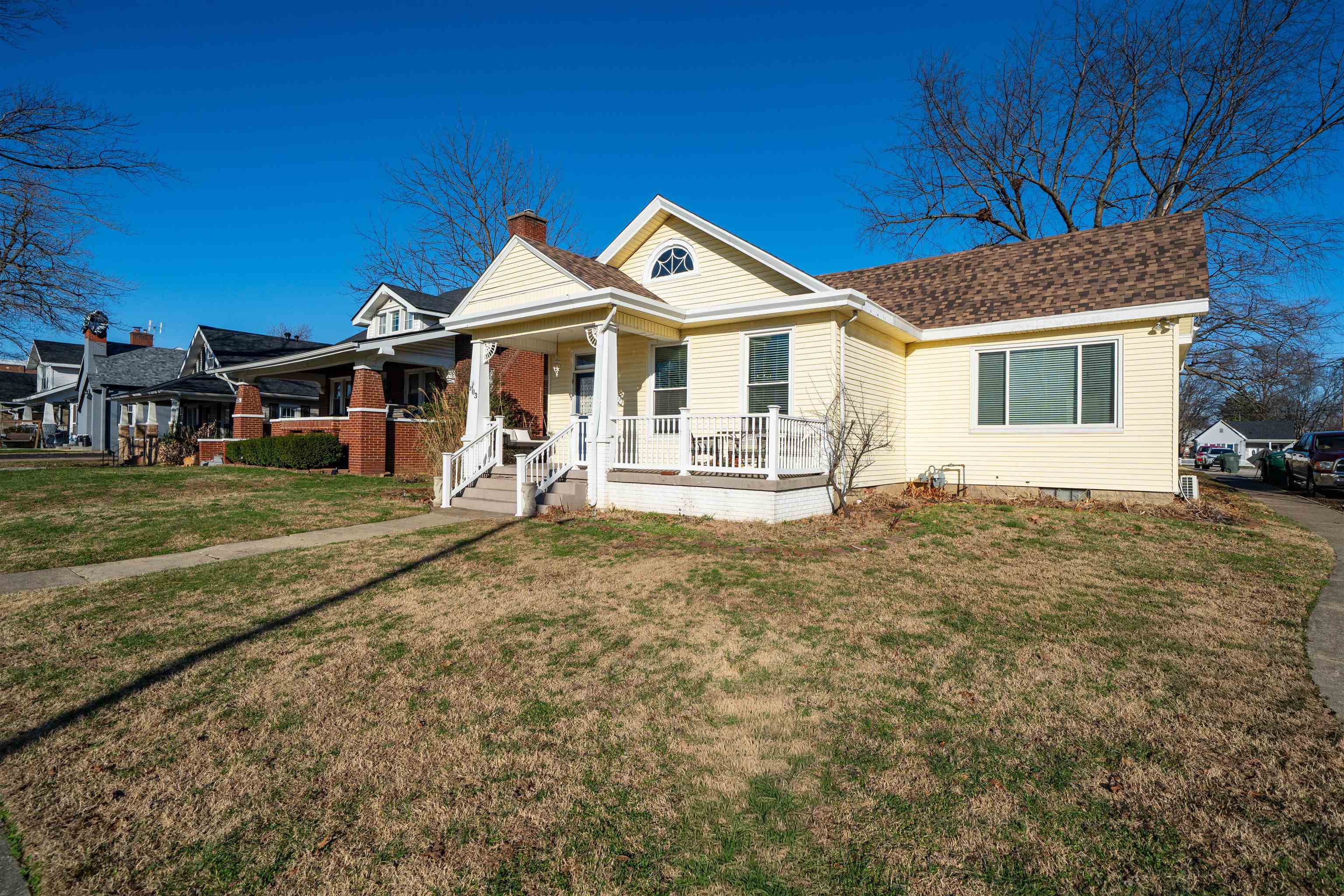 103 West 19th St, Owensboro, Kentucky 42303, 3 Bedrooms Bedrooms, ,2 BathroomsBathrooms,Single Family Residence,For Sale,West 19th St,93831