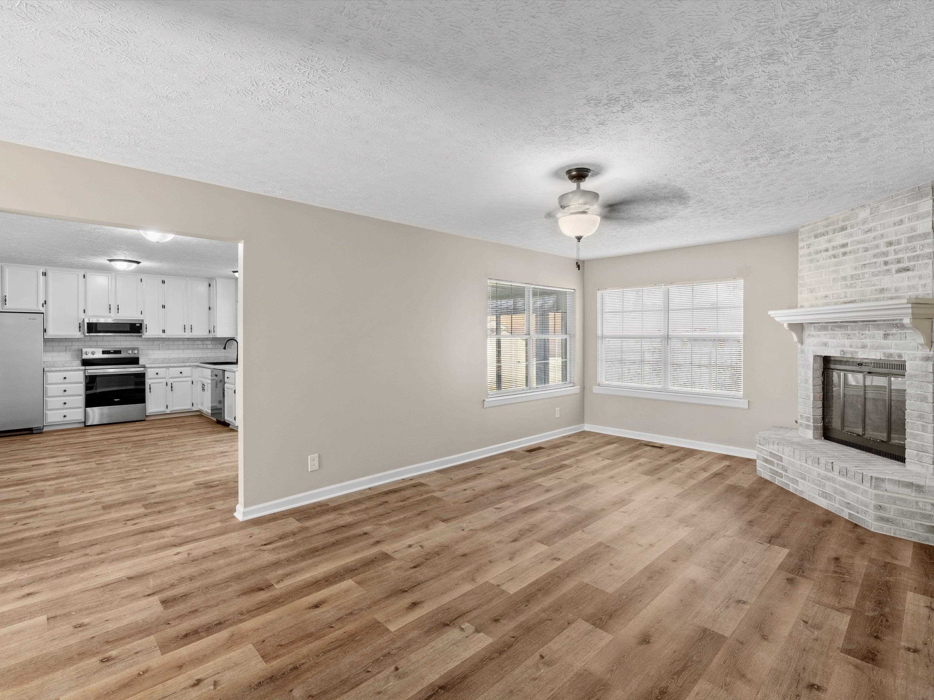 845 Mary Lou Ct, Owensboro, Kentucky 42303, 3 Bedrooms Bedrooms, ,2 BathroomsBathrooms,Single Family Residence,For Sale,Mary Lou Ct,93832