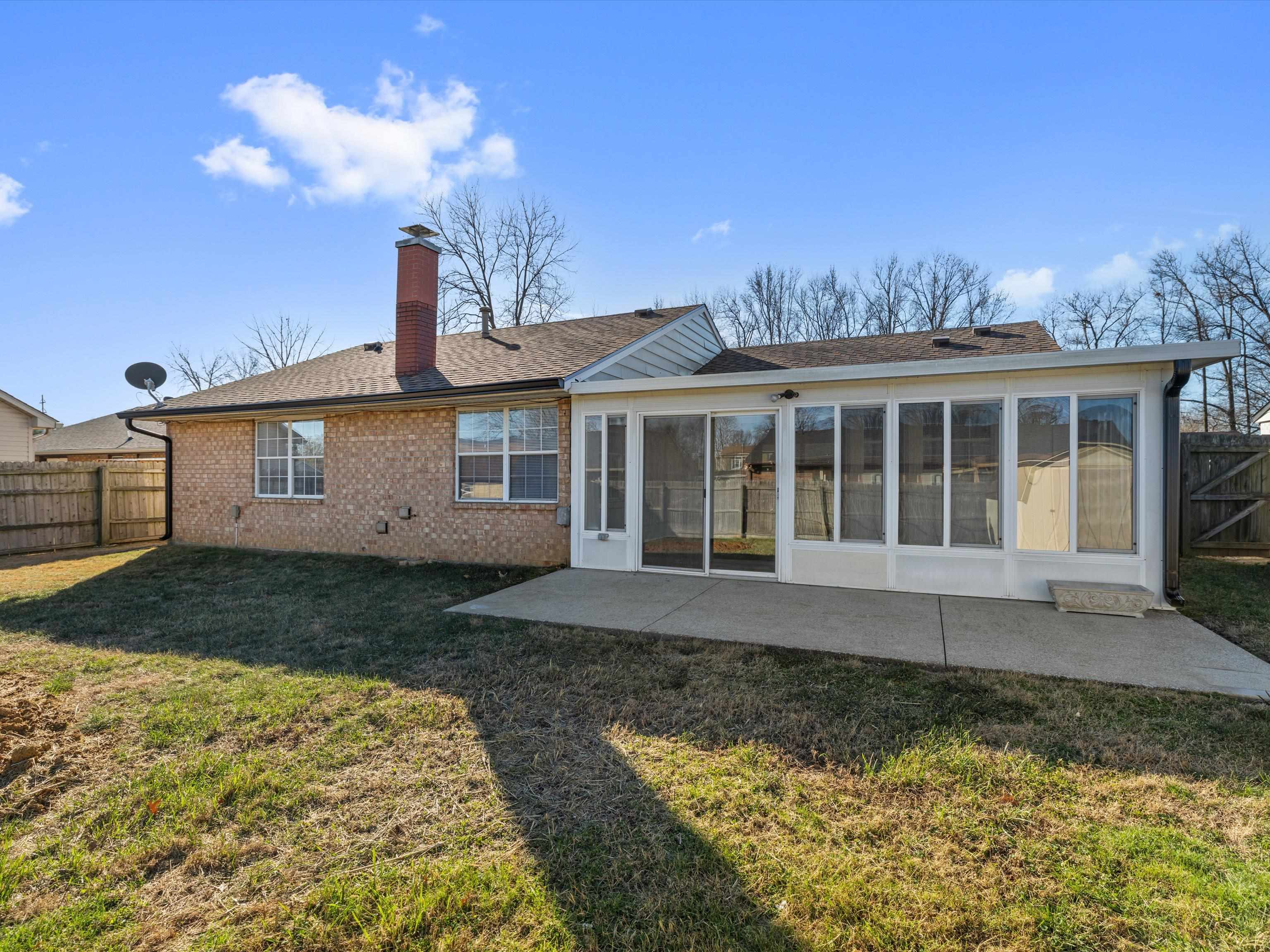 845 Mary Lou Ct, Owensboro, Kentucky 42303, 3 Bedrooms Bedrooms, ,2 BathroomsBathrooms,Single Family Residence,For Sale,Mary Lou Ct,93832