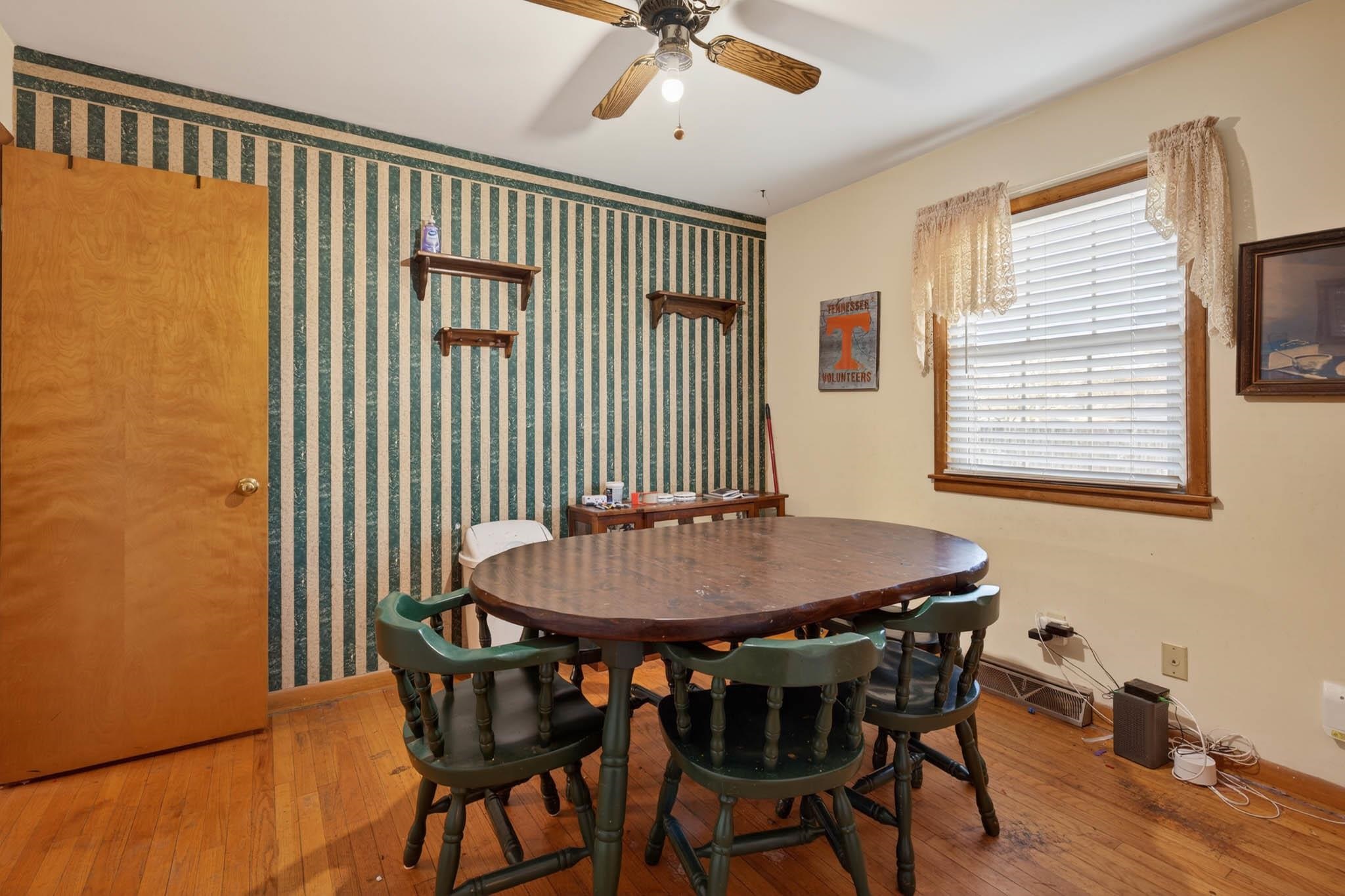 2824 Aldersgate, Owensboro, Kentucky 42303, 4 Bedrooms Bedrooms, ,2 BathroomsBathrooms,Single Family Residence,For Sale,Aldersgate,93833