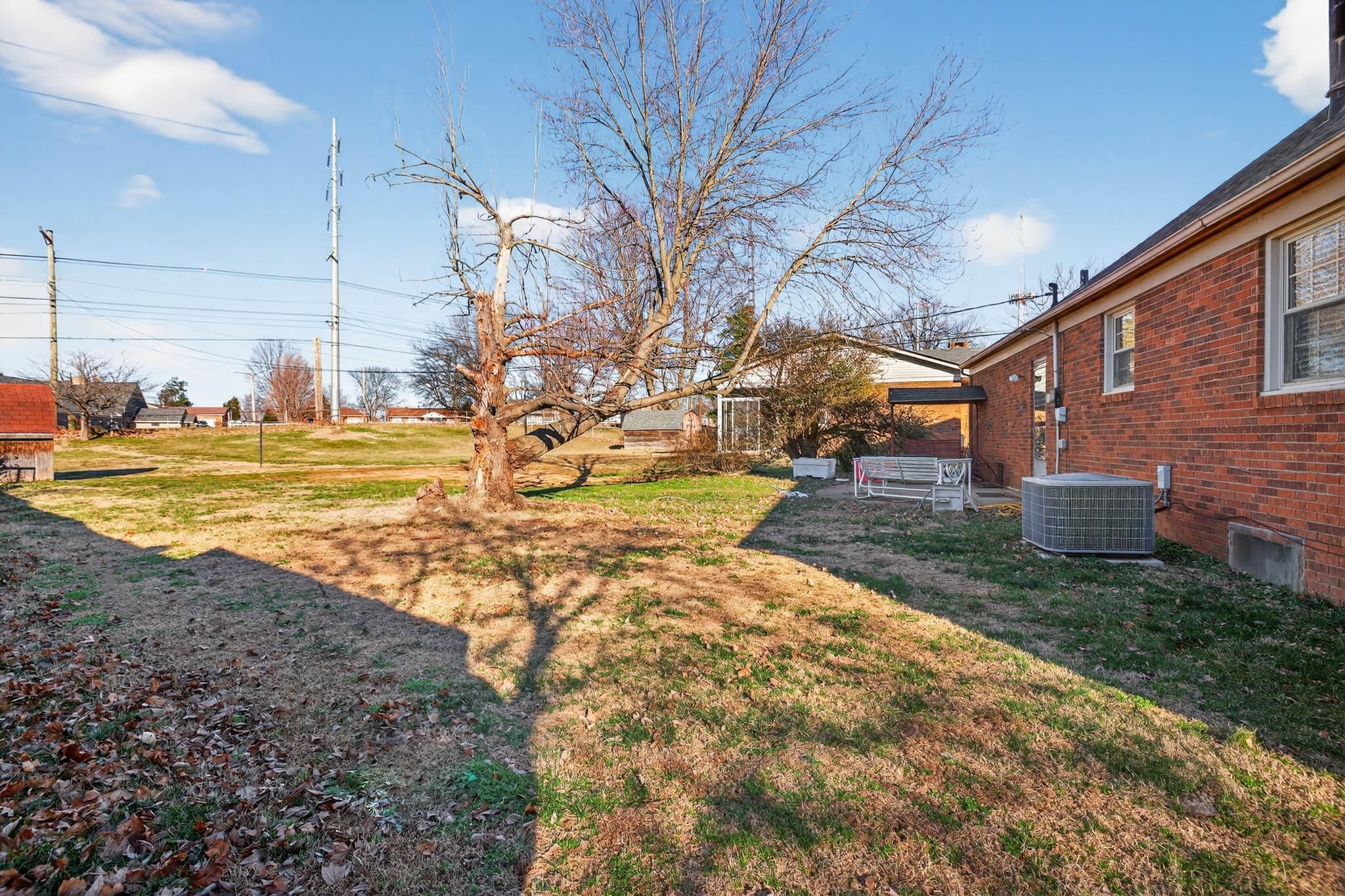 2824 Aldersgate, Owensboro, Kentucky 42303, 4 Bedrooms Bedrooms, ,2 BathroomsBathrooms,Single Family Residence,For Sale,Aldersgate,93833