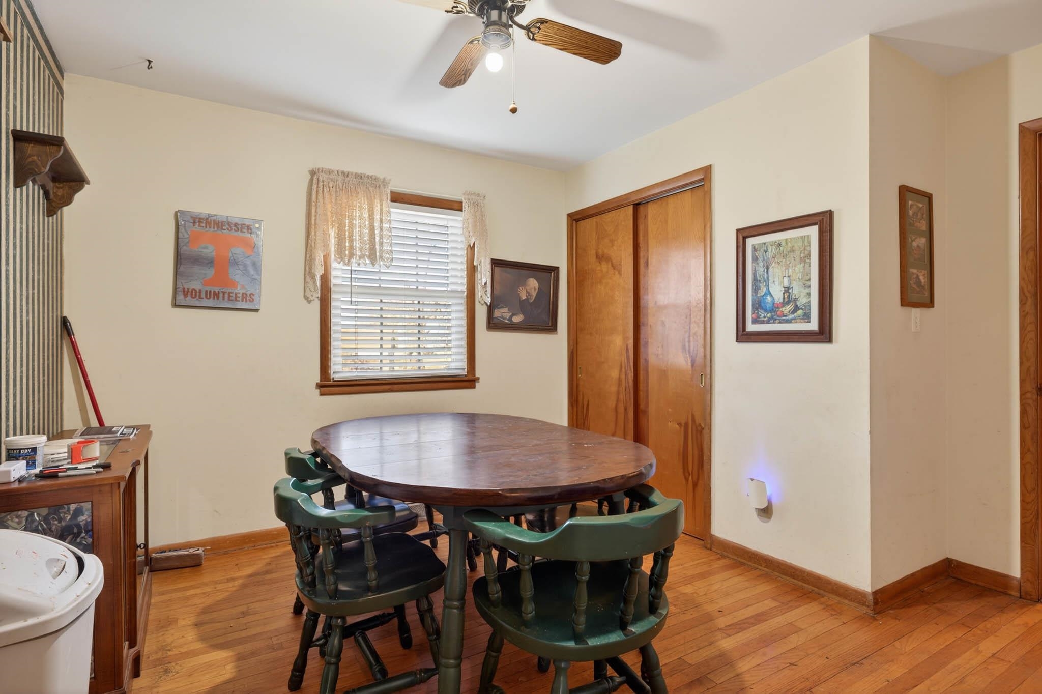 2824 Aldersgate, Owensboro, Kentucky 42303, 4 Bedrooms Bedrooms, ,2 BathroomsBathrooms,Single Family Residence,For Sale,Aldersgate,93833