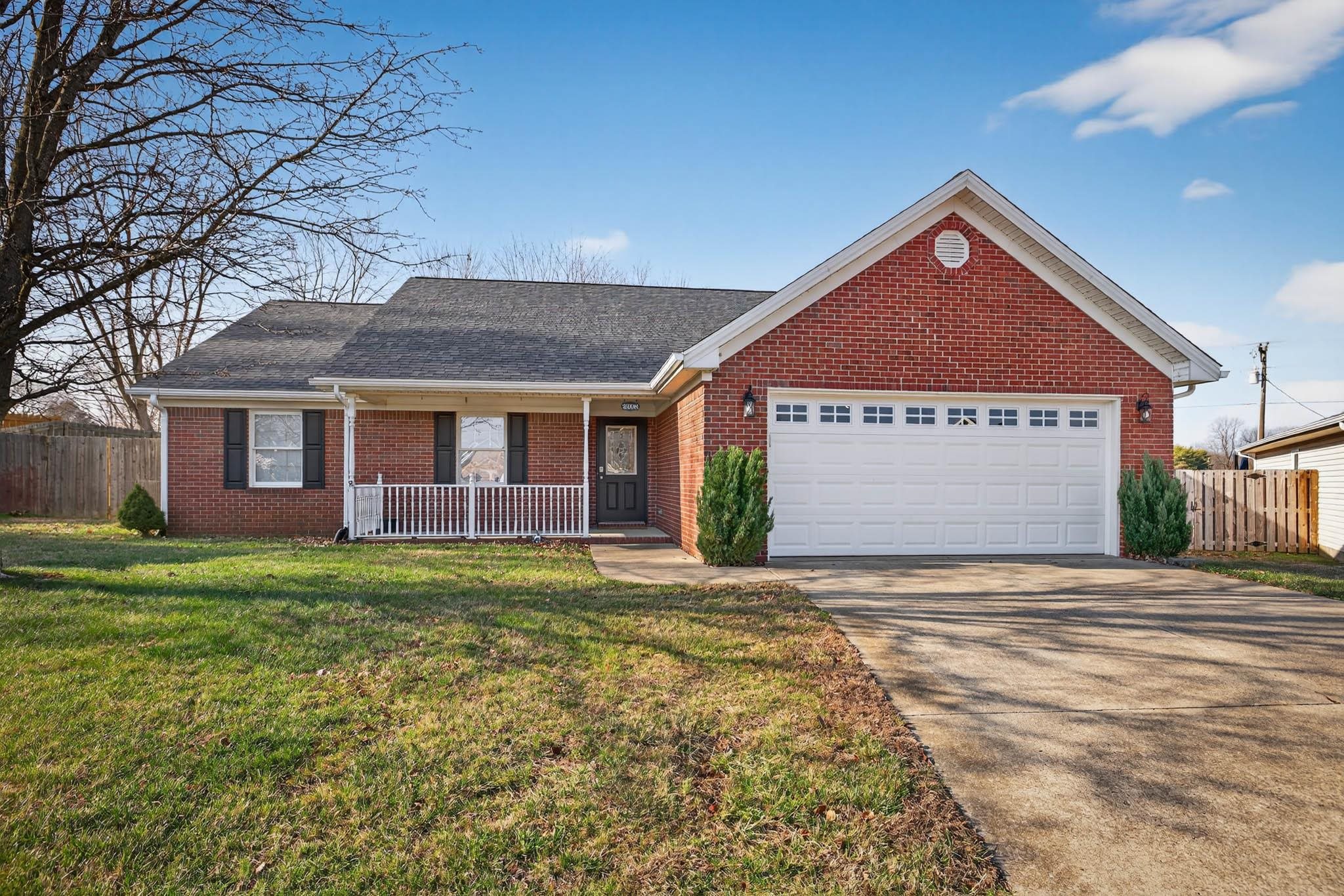 2208 Emerald Ct, Owensboro, Kentucky 42303, 3 Bedrooms Bedrooms, ,2 BathroomsBathrooms,Single Family Residence,For Sale,Emerald Ct,93835