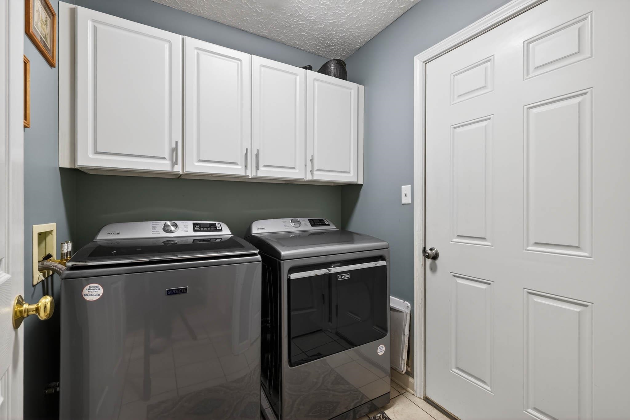 2208 Emerald Ct, Owensboro, Kentucky 42303, 3 Bedrooms Bedrooms, ,2 BathroomsBathrooms,Single Family Residence,For Sale,Emerald Ct,93835