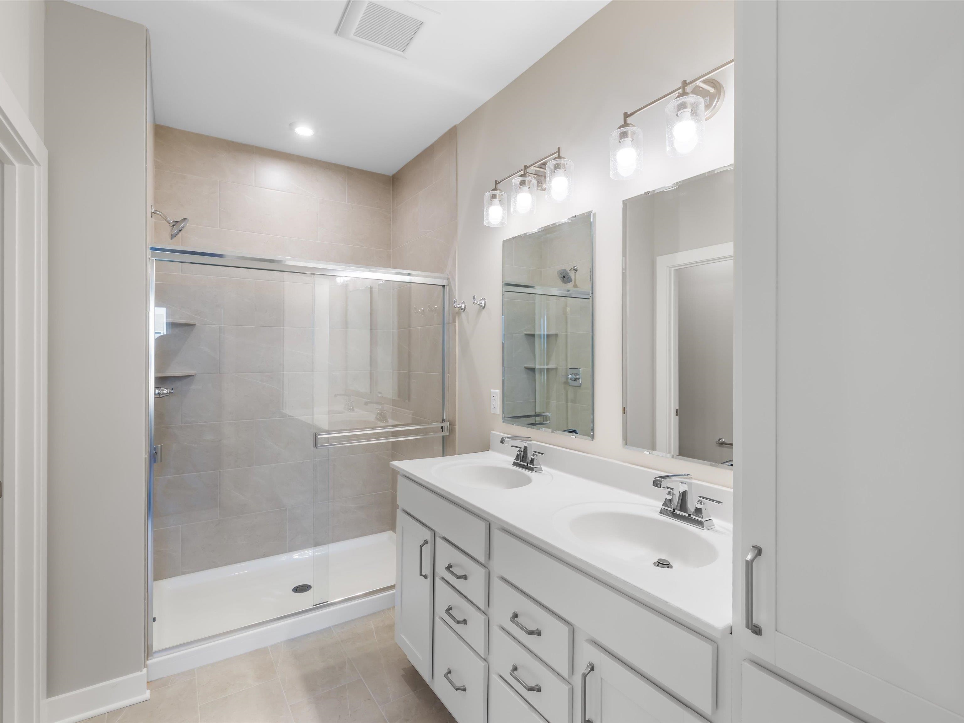 6233 Jessica Lane, Owensboro, Kentucky 42303, 4 Bedrooms Bedrooms, ,2 BathroomsBathrooms,Single Family Residence,For Sale,Jessica Lane,93838