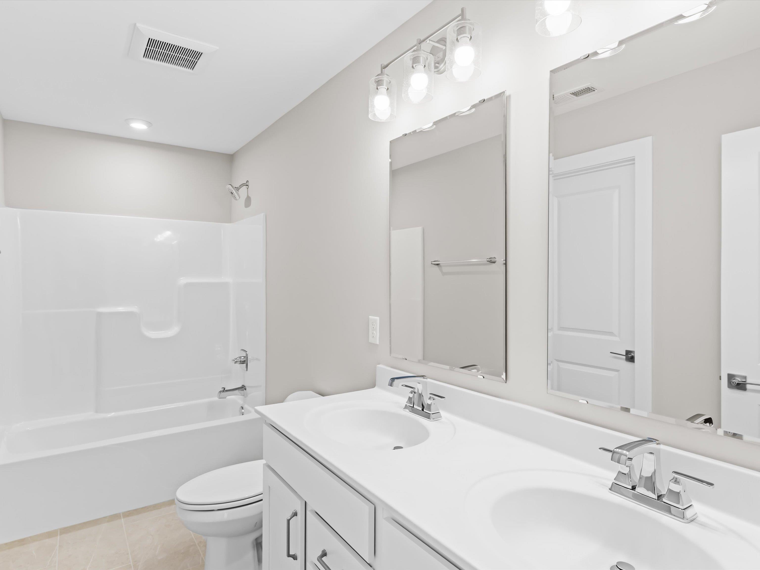 6233 Jessica Lane, Owensboro, Kentucky 42303, 4 Bedrooms Bedrooms, ,2 BathroomsBathrooms,Single Family Residence,For Sale,Jessica Lane,93838