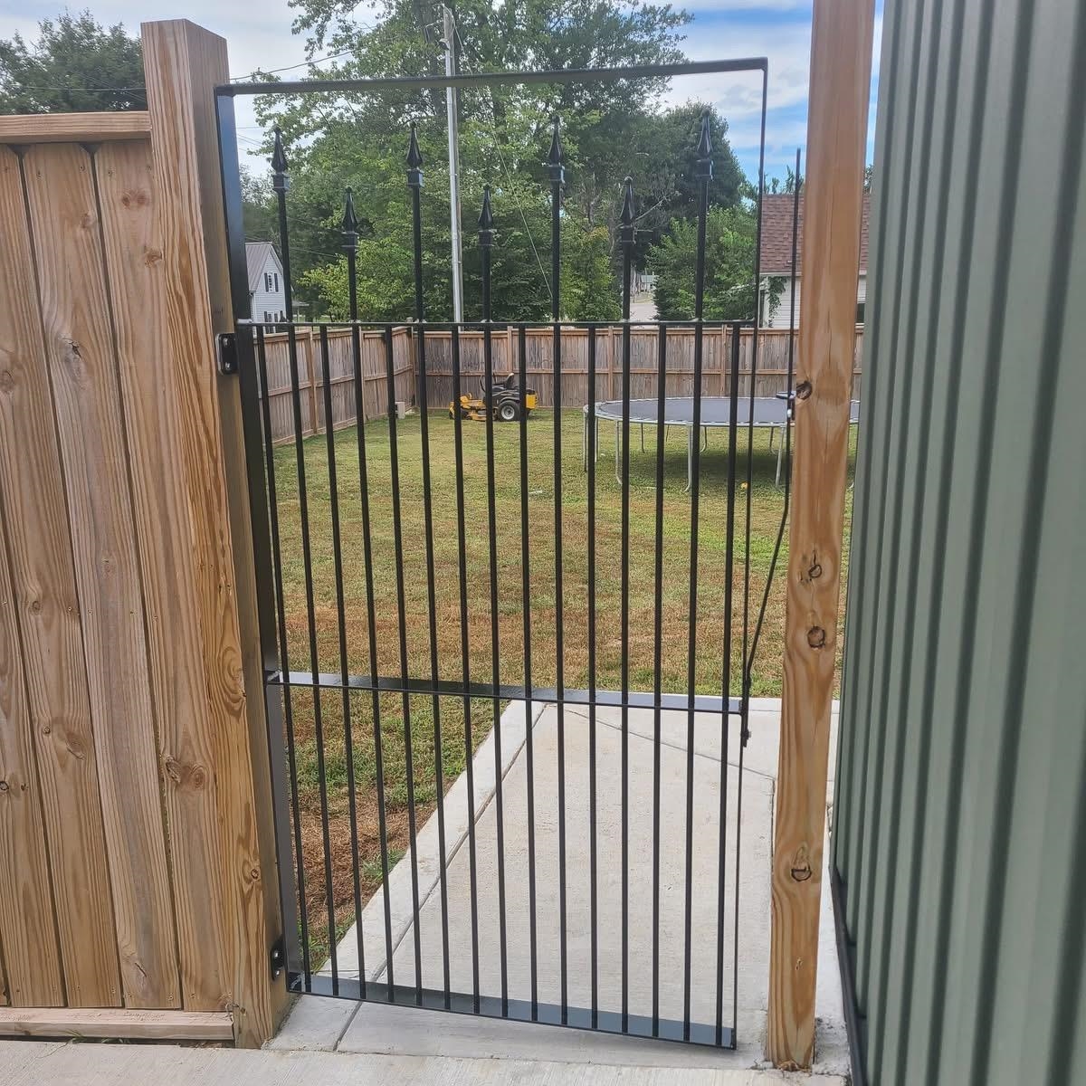 490 High Street, Lewisport, Kentucky 42351, 3 Bedrooms Bedrooms, ,2 BathroomsBathrooms,Single Family Residence,For Sale,High Street,93841