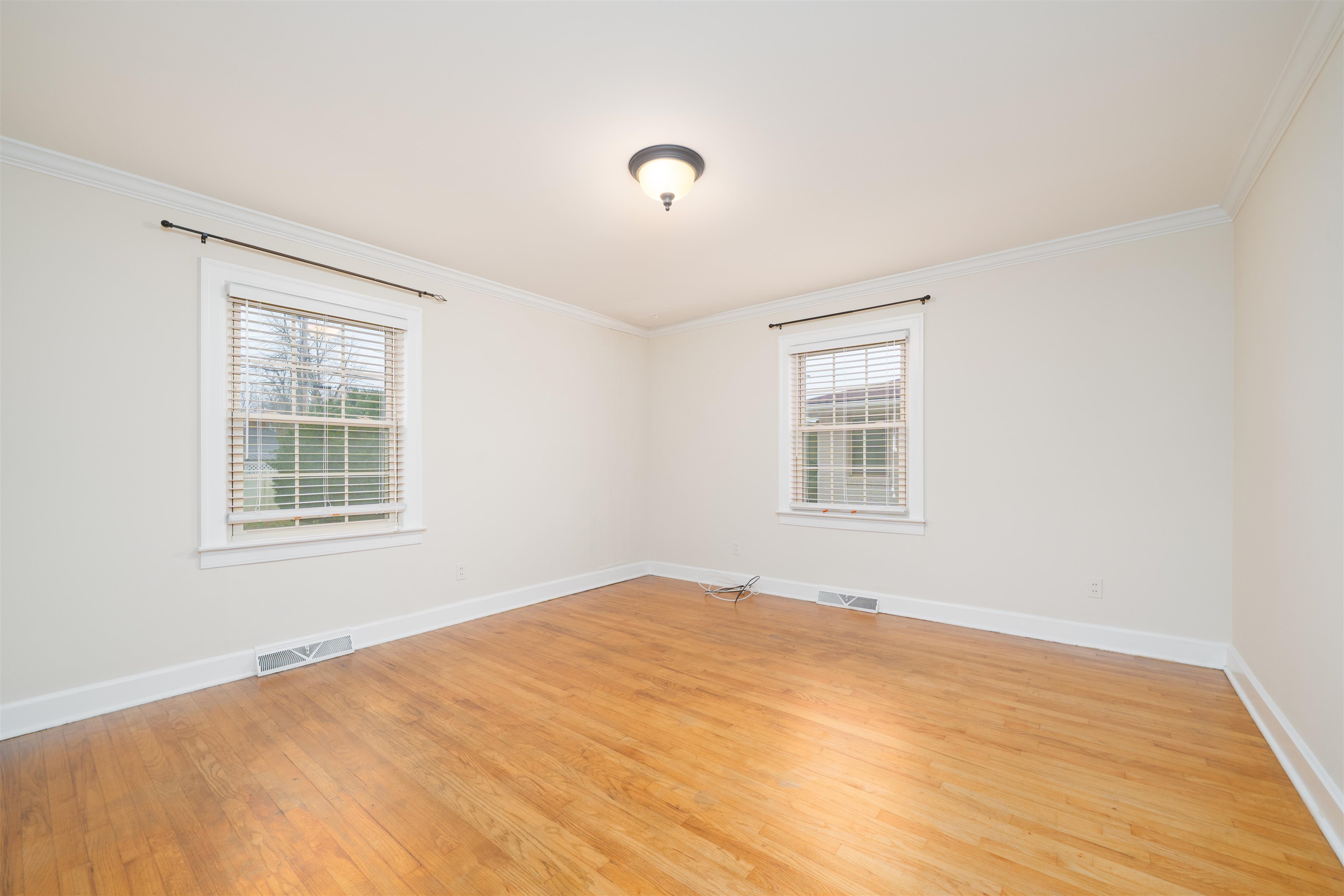 2931 Frederica Street, Owensboro, Kentucky 42303, 4 Bedrooms Bedrooms, ,2 BathroomsBathrooms,Single Family Residence,For Sale,Frederica Street,93842