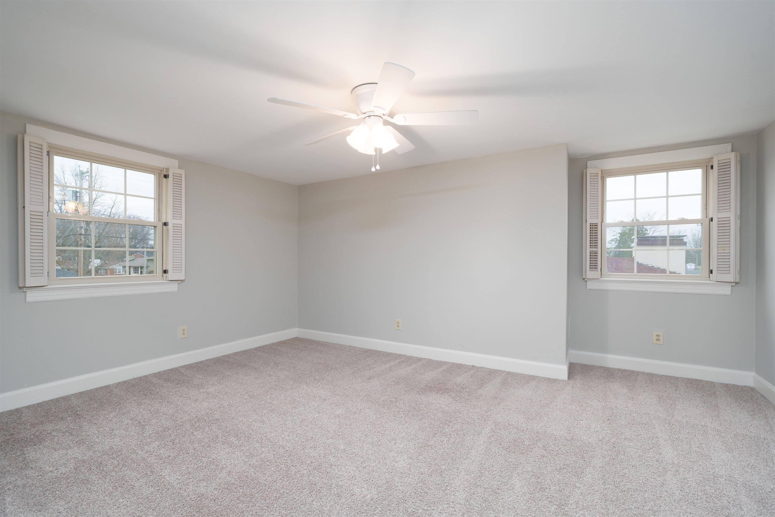 2931 Frederica Street, Owensboro, Kentucky 42303, 4 Bedrooms Bedrooms, ,2 BathroomsBathrooms,Single Family Residence,For Sale,Frederica Street,93842