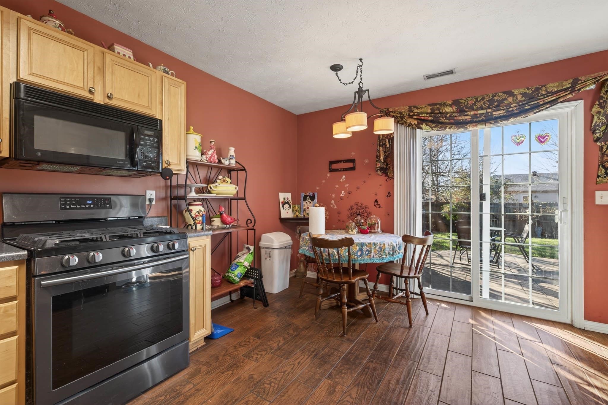 2328 Homestead Pointe, Owensboro, Kentucky 42301, 3 Bedrooms Bedrooms, ,2 BathroomsBathrooms,Single Family Residence,For Sale,Homestead Pointe,93848