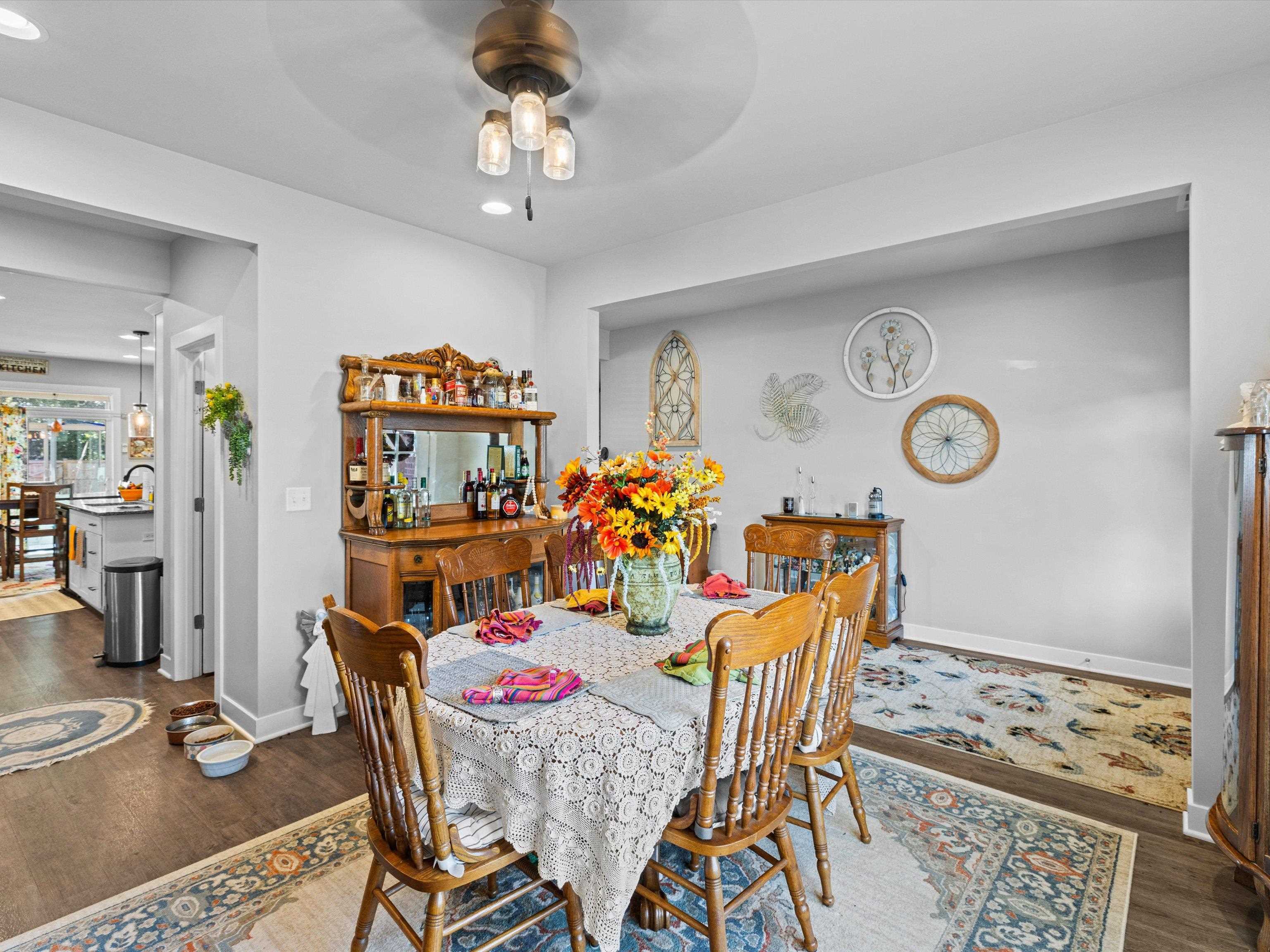 3905 Brookfield Dr, Owensboro, Kentucky 42303, 4 Bedrooms Bedrooms, ,2 BathroomsBathrooms,Single Family Residence,For Sale,Brookfield Dr,93849