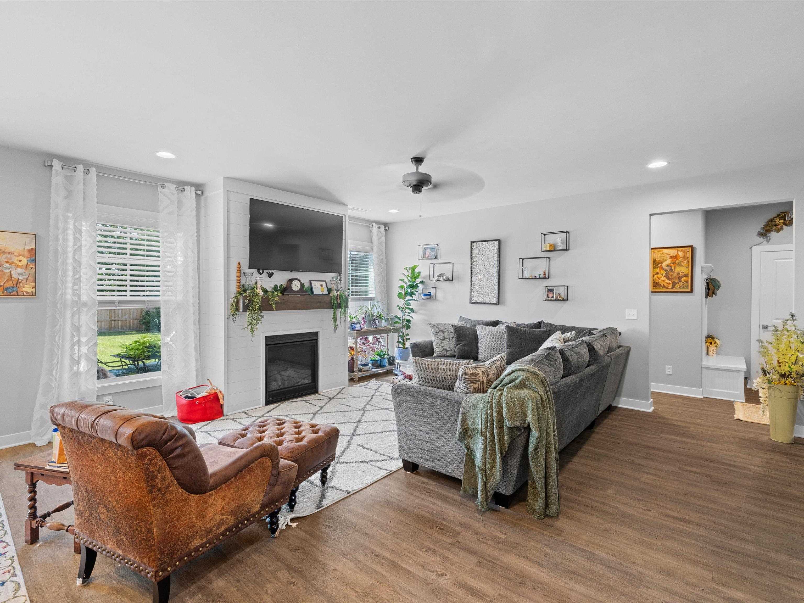 3905 Brookfield Dr, Owensboro, Kentucky 42303, 4 Bedrooms Bedrooms, ,2 BathroomsBathrooms,Single Family Residence,For Sale,Brookfield Dr,93849