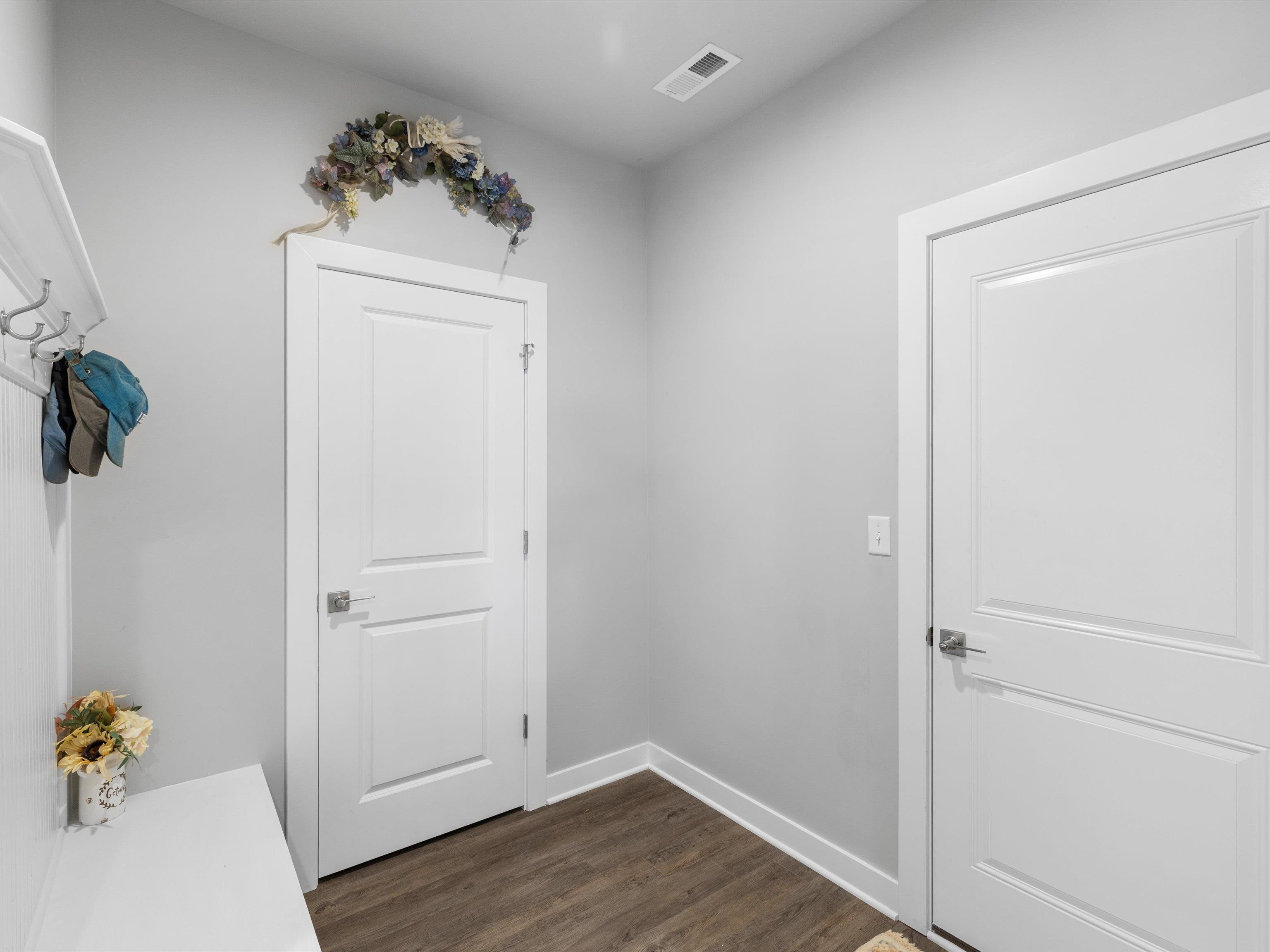 3905 Brookfield Dr, Owensboro, Kentucky 42303, 4 Bedrooms Bedrooms, ,2 BathroomsBathrooms,Single Family Residence,For Sale,Brookfield Dr,93849