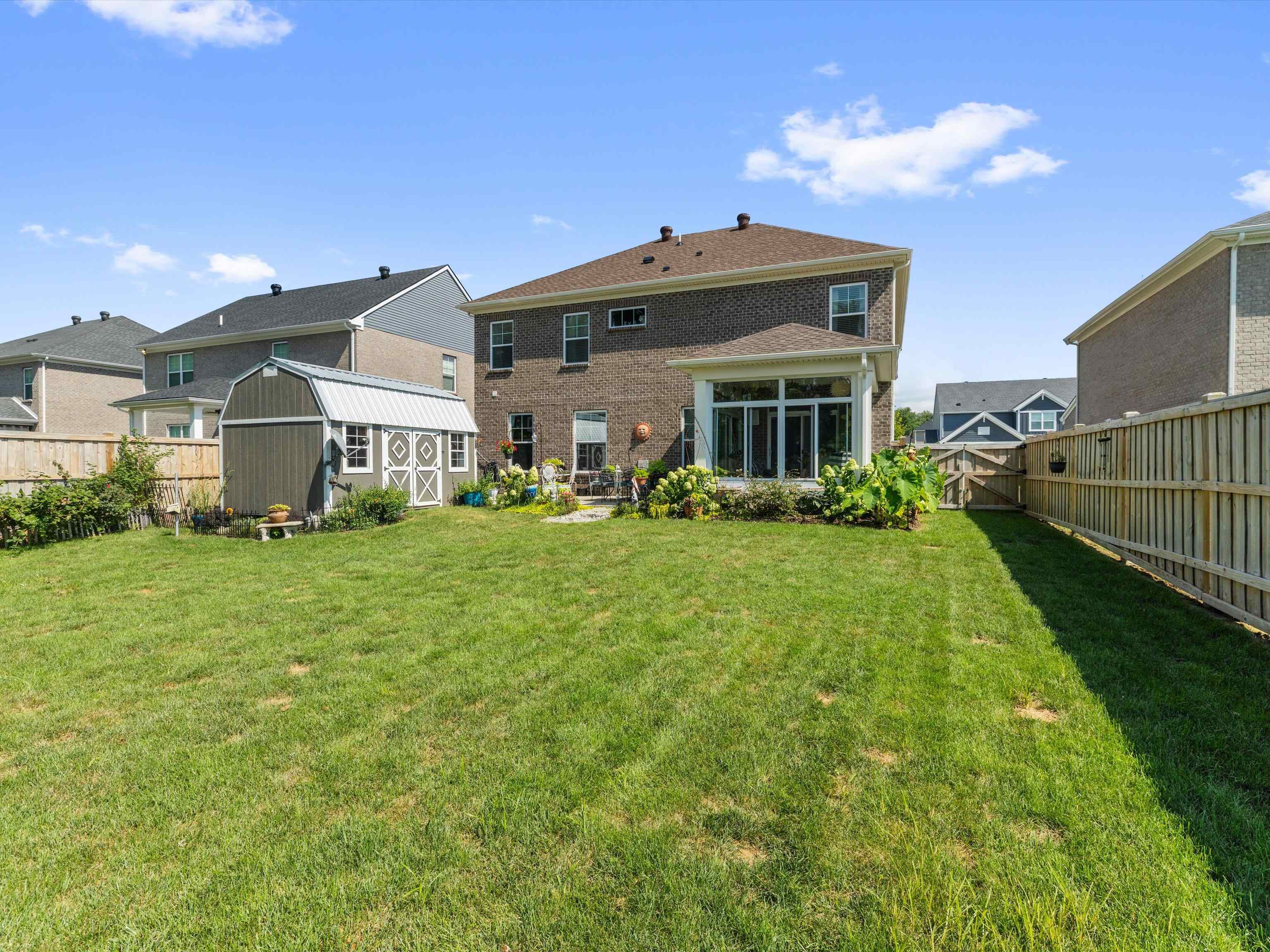 3905 Brookfield Dr, Owensboro, Kentucky 42303, 4 Bedrooms Bedrooms, ,2 BathroomsBathrooms,Single Family Residence,For Sale,Brookfield Dr,93849