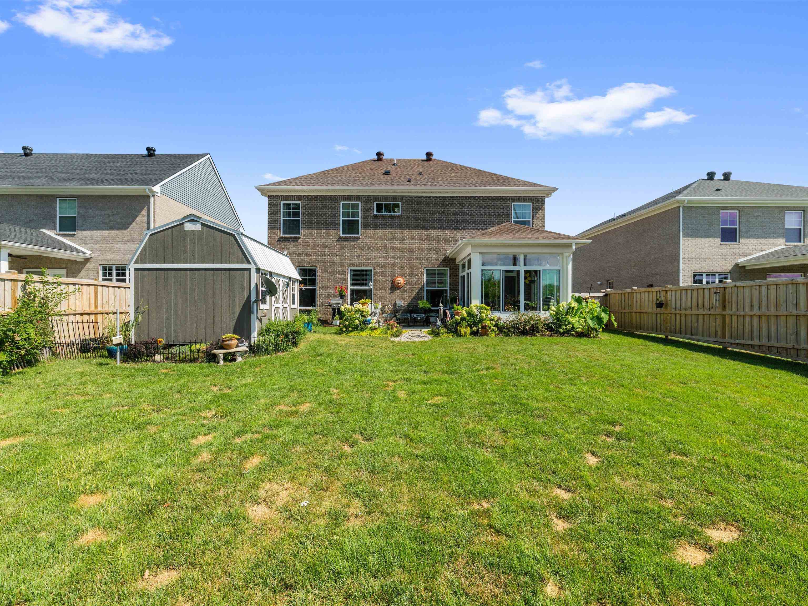 3905 Brookfield Dr, Owensboro, Kentucky 42303, 4 Bedrooms Bedrooms, ,2 BathroomsBathrooms,Single Family Residence,For Sale,Brookfield Dr,93849