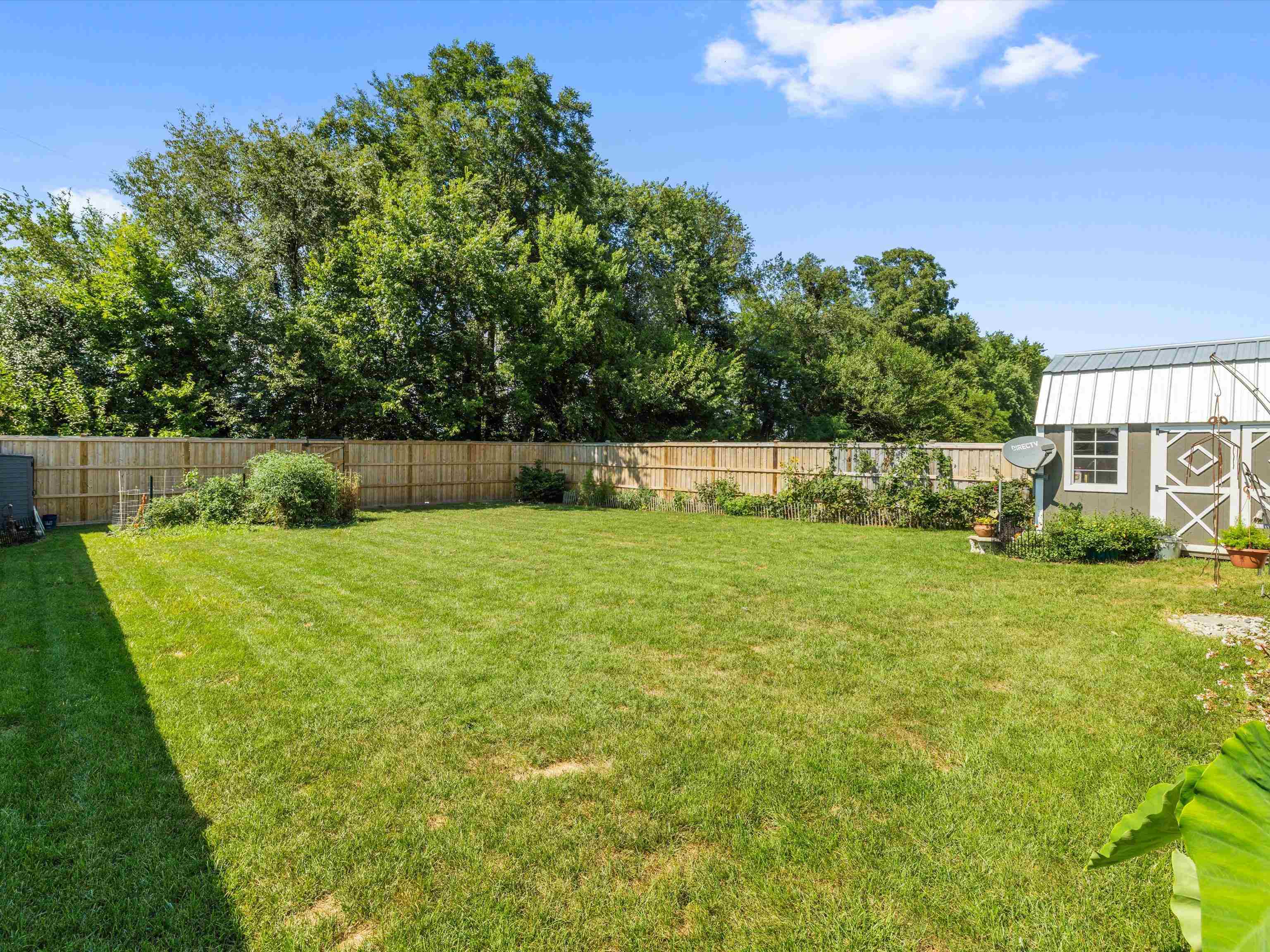 3905 Brookfield Dr, Owensboro, Kentucky 42303, 4 Bedrooms Bedrooms, ,2 BathroomsBathrooms,Single Family Residence,For Sale,Brookfield Dr,93849