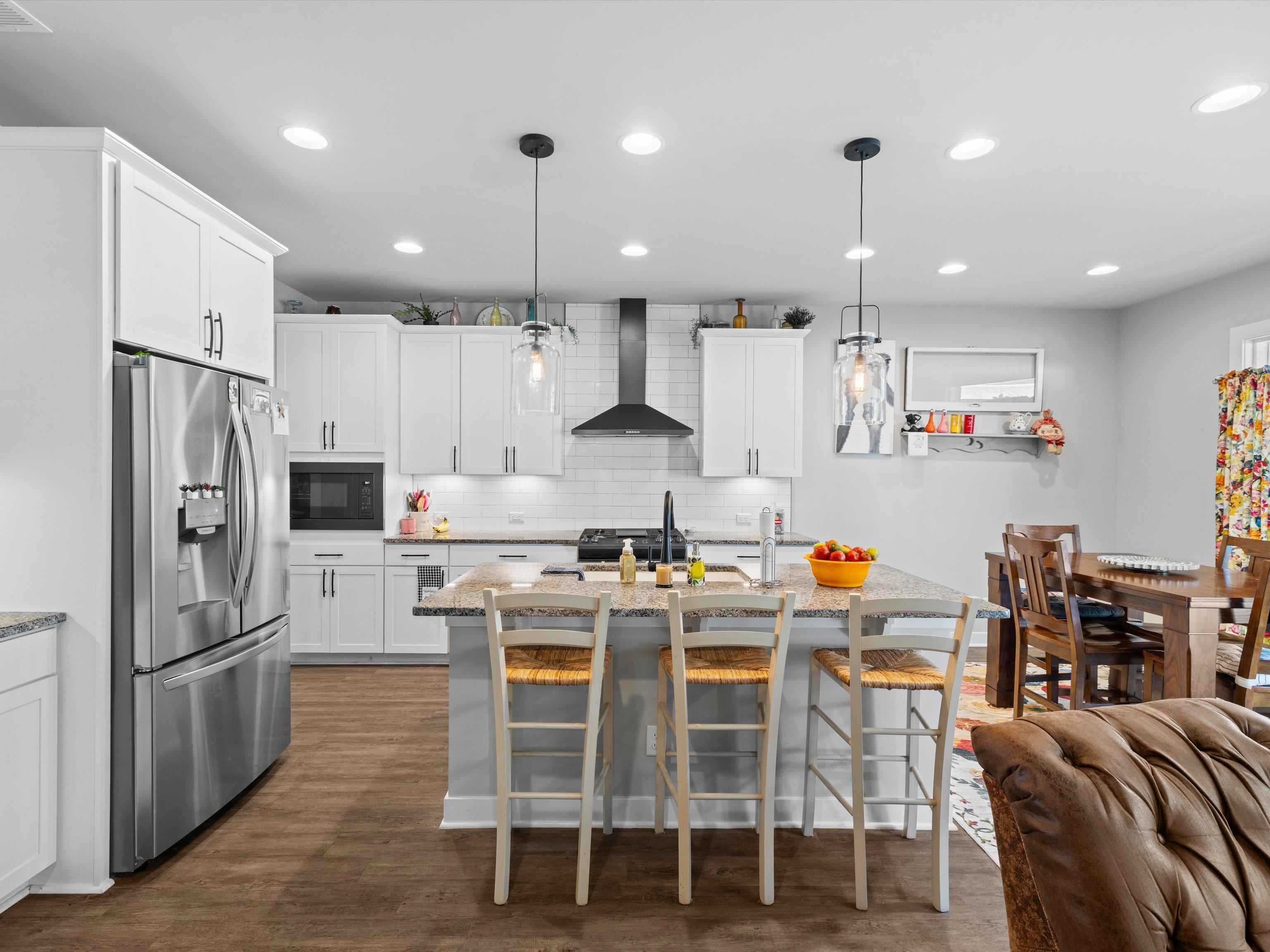 3905 Brookfield Dr, Owensboro, Kentucky 42303, 4 Bedrooms Bedrooms, ,2 BathroomsBathrooms,Single Family Residence,For Sale,Brookfield Dr,93849