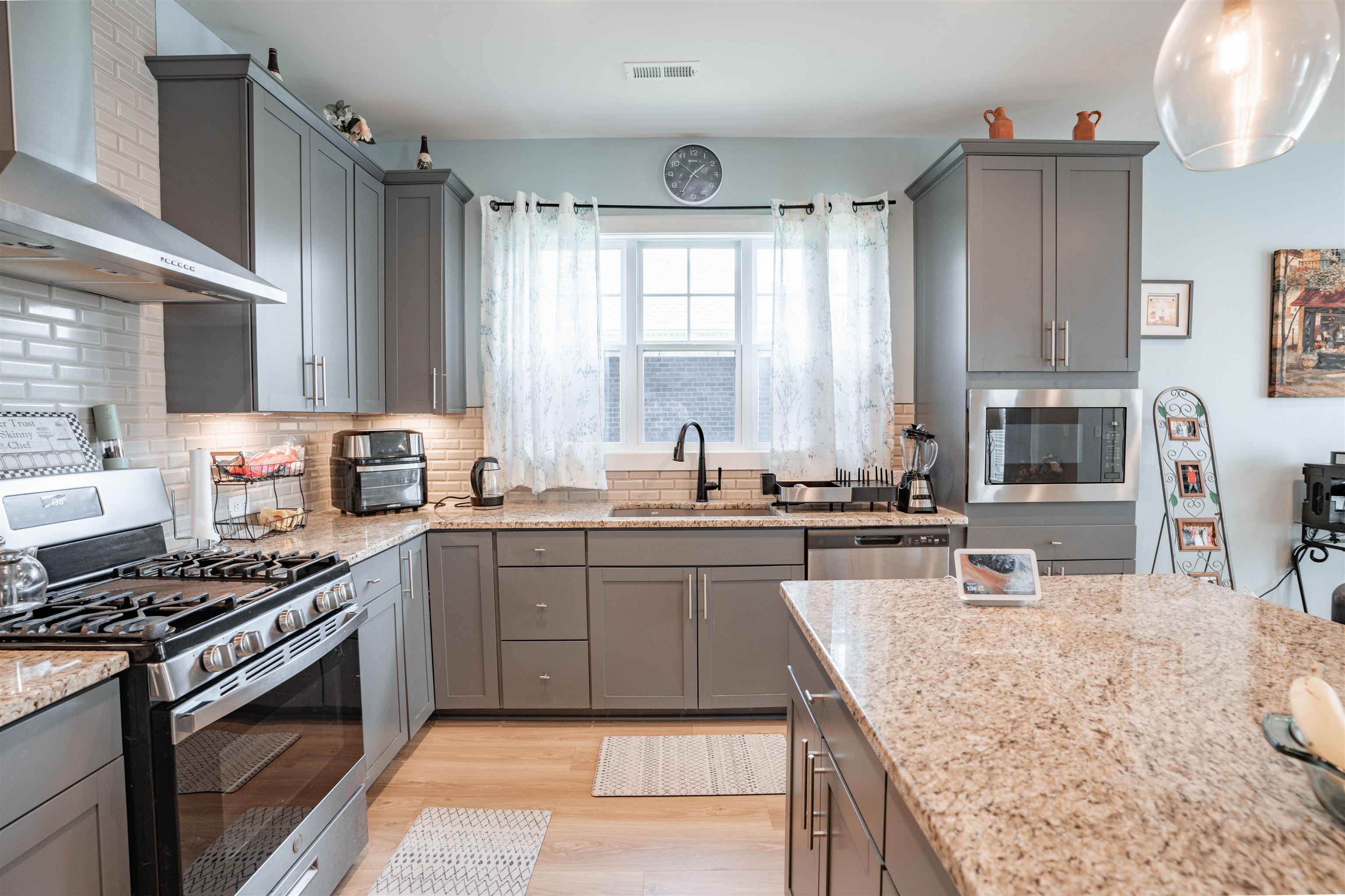 4122 Pinta Dr, Owensboro, Kentucky 42301, 3 Bedrooms Bedrooms, ,2 BathroomsBathrooms,Single Family Residence,For Sale,Pinta Dr,93853