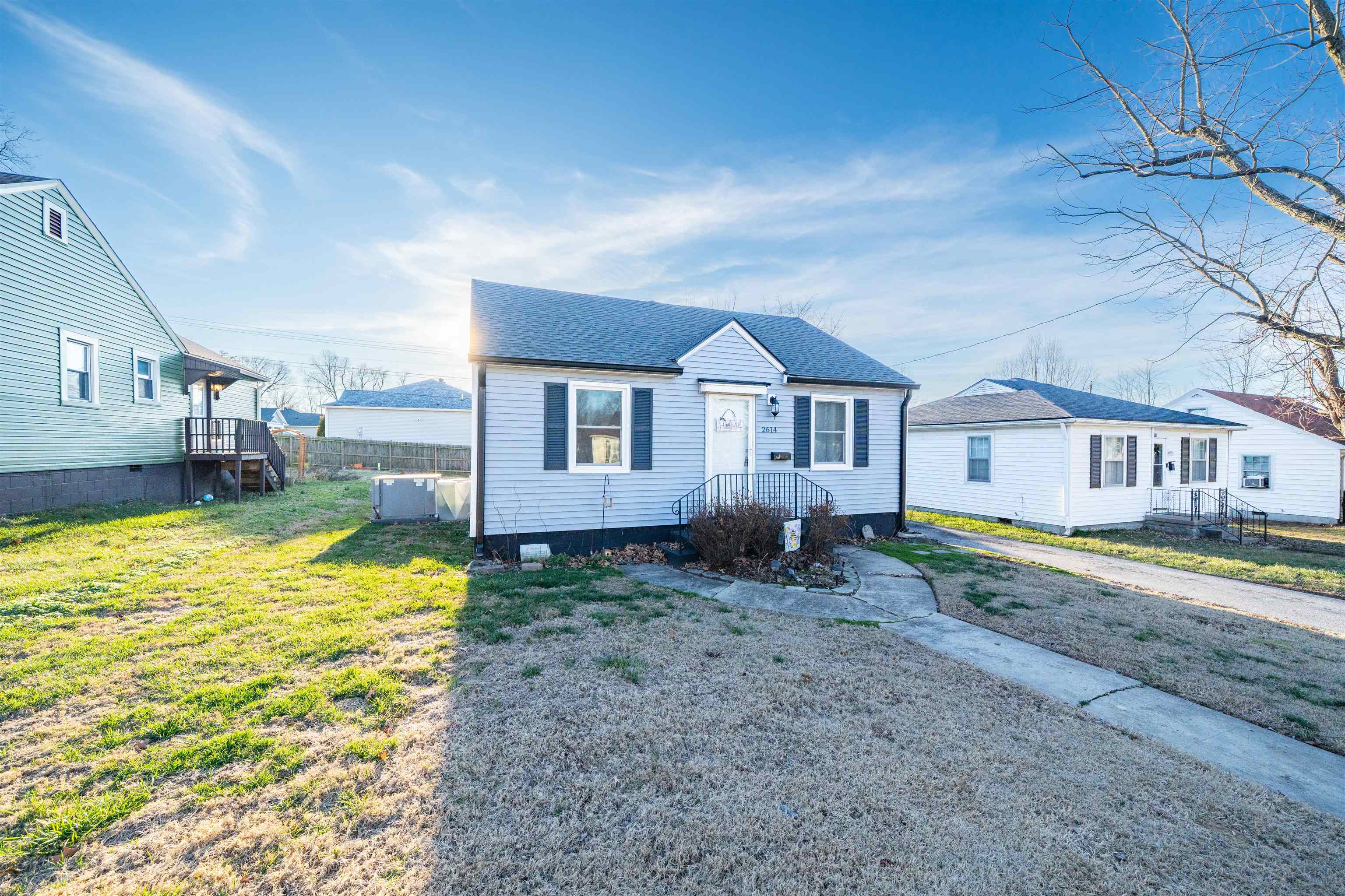 2614 Victory Ct, Owensboro, Kentucky 42303, 3 Bedrooms Bedrooms, ,1 BathroomBathrooms,Single Family Residence,For Sale,Victory Ct,93856