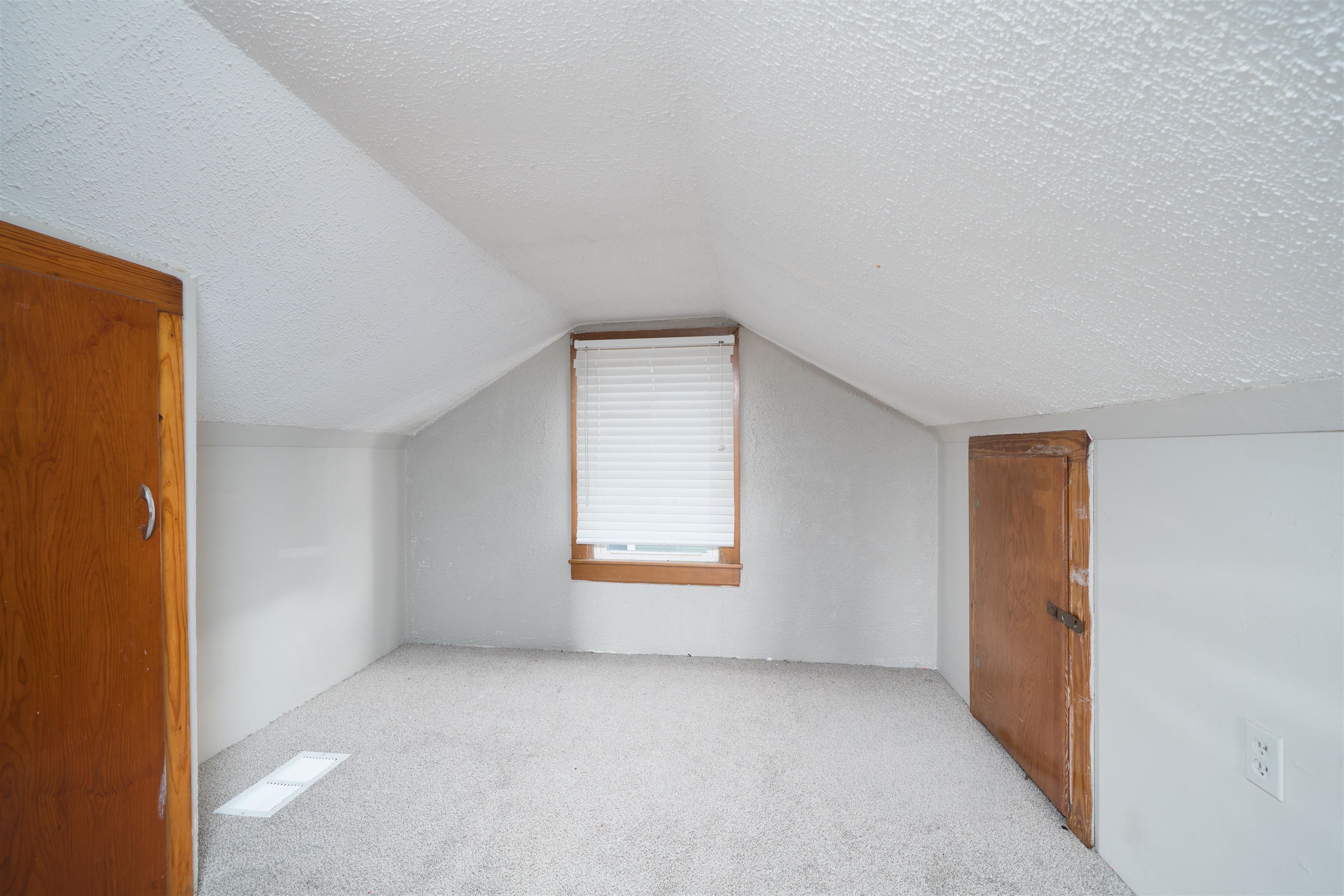 2614 Victory Ct, Owensboro, Kentucky 42303, 3 Bedrooms Bedrooms, ,1 BathroomBathrooms,Single Family Residence,For Sale,Victory Ct,93856