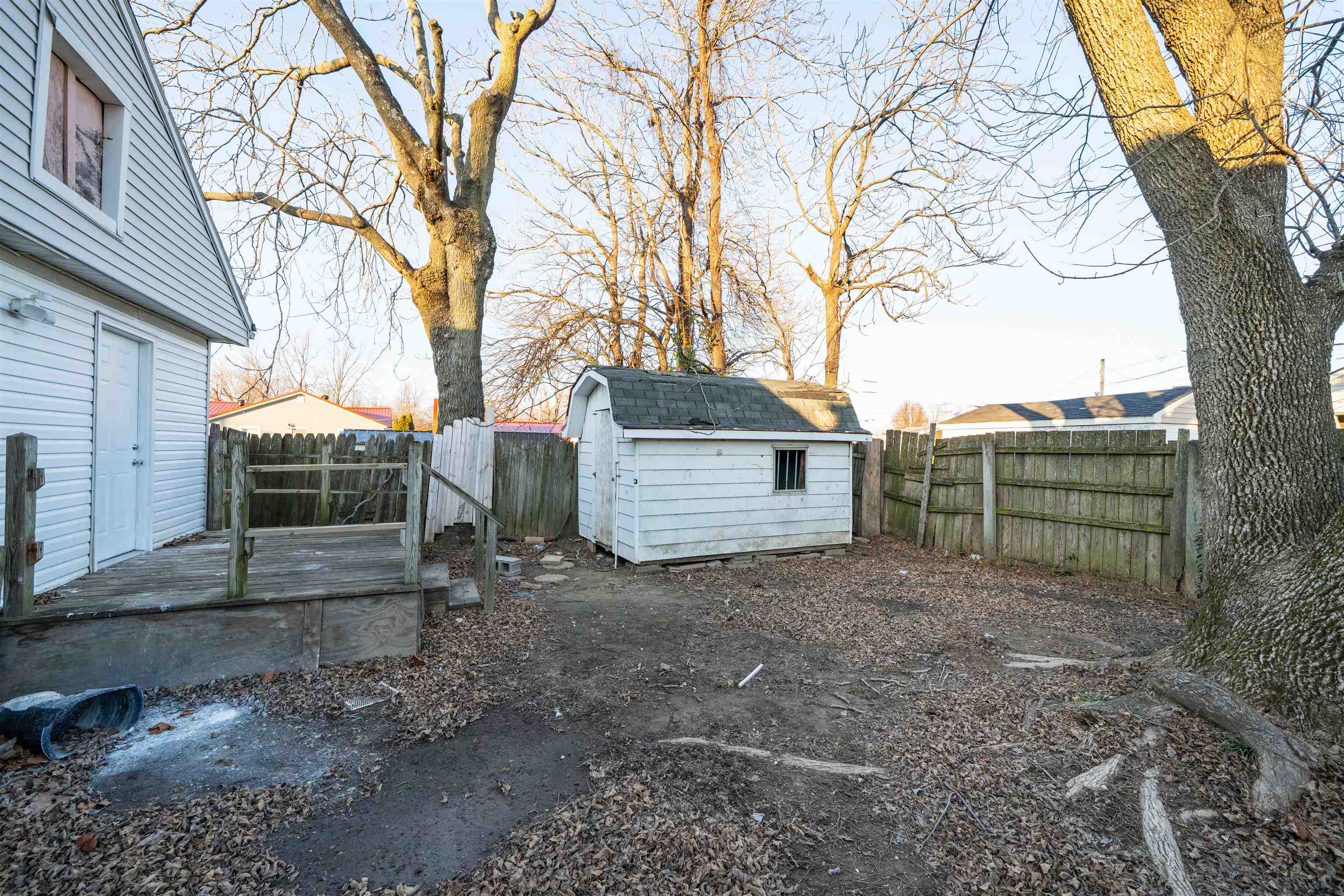 717 Poindexter St, Owensboro, Kentucky 42301, 2 Bedrooms Bedrooms, ,1 BathroomBathrooms,Single Family Residence,For Sale,Poindexter St,93858