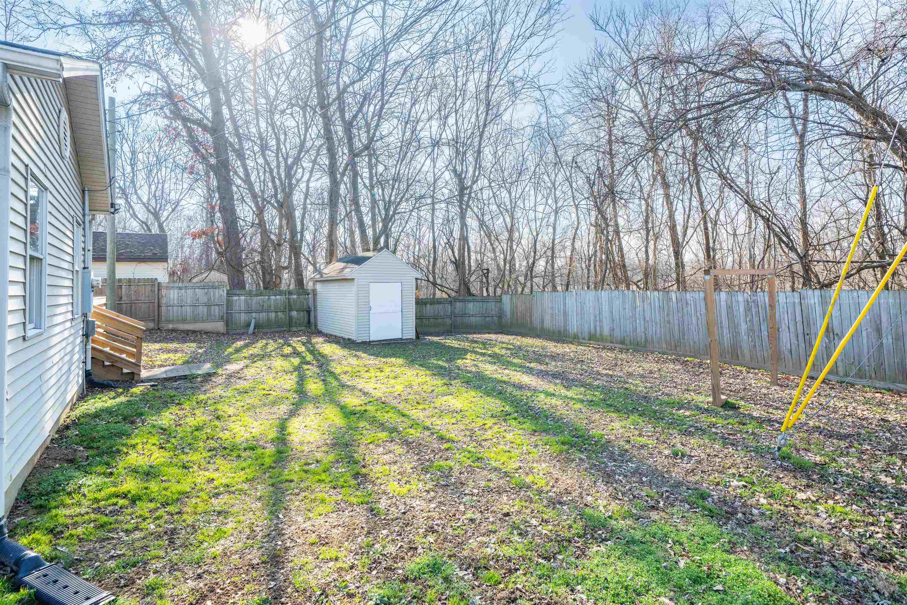 7231 Julia Ave, Owensboro, Kentucky 42301, 3 Bedrooms Bedrooms, ,1 BathroomBathrooms,Single Family Residence,For Sale,Julia Ave,93860