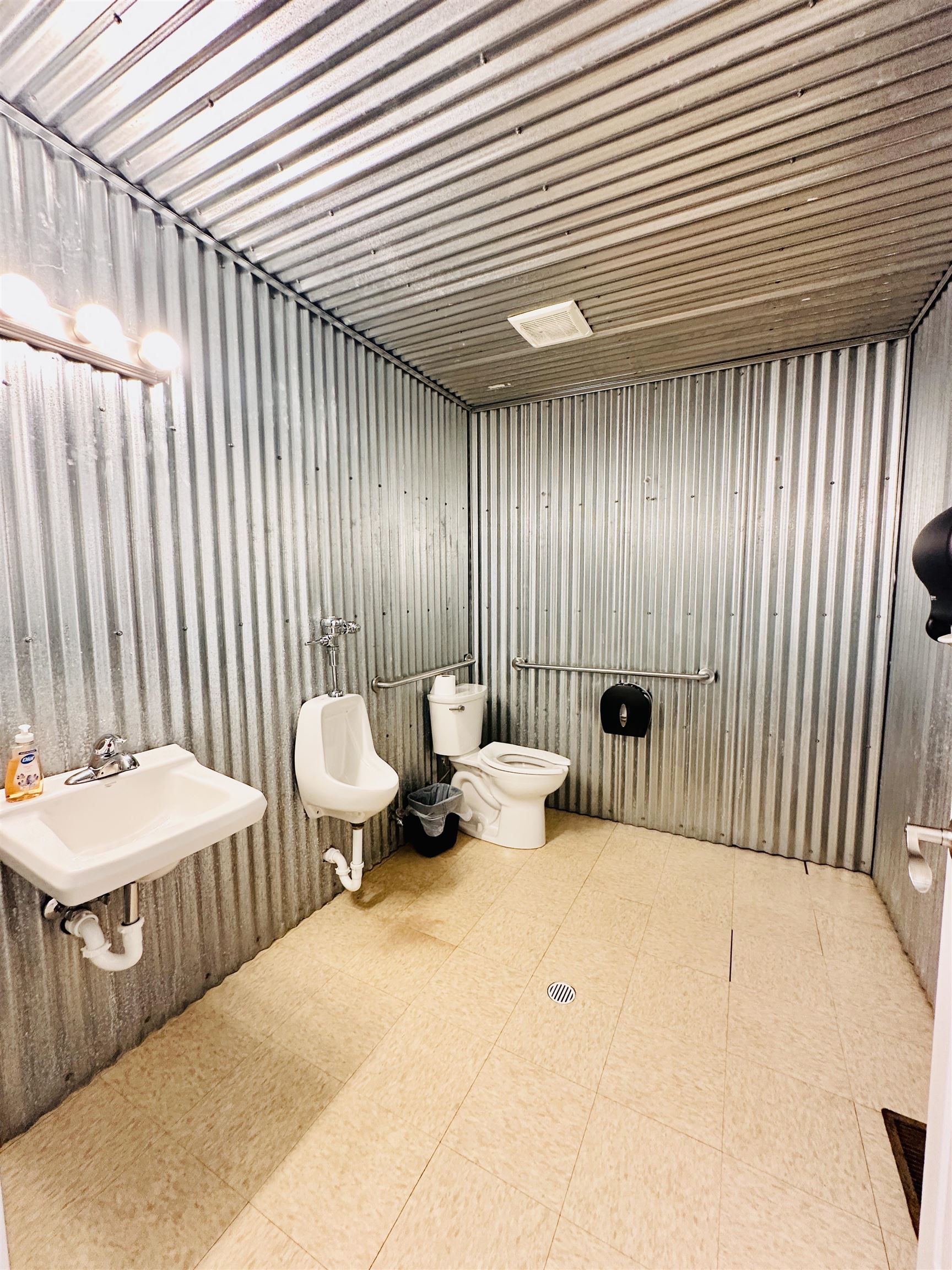 202 Main Street, Caneyville, Kentucky 42721, ,Business,For Sale,Main Street,93863