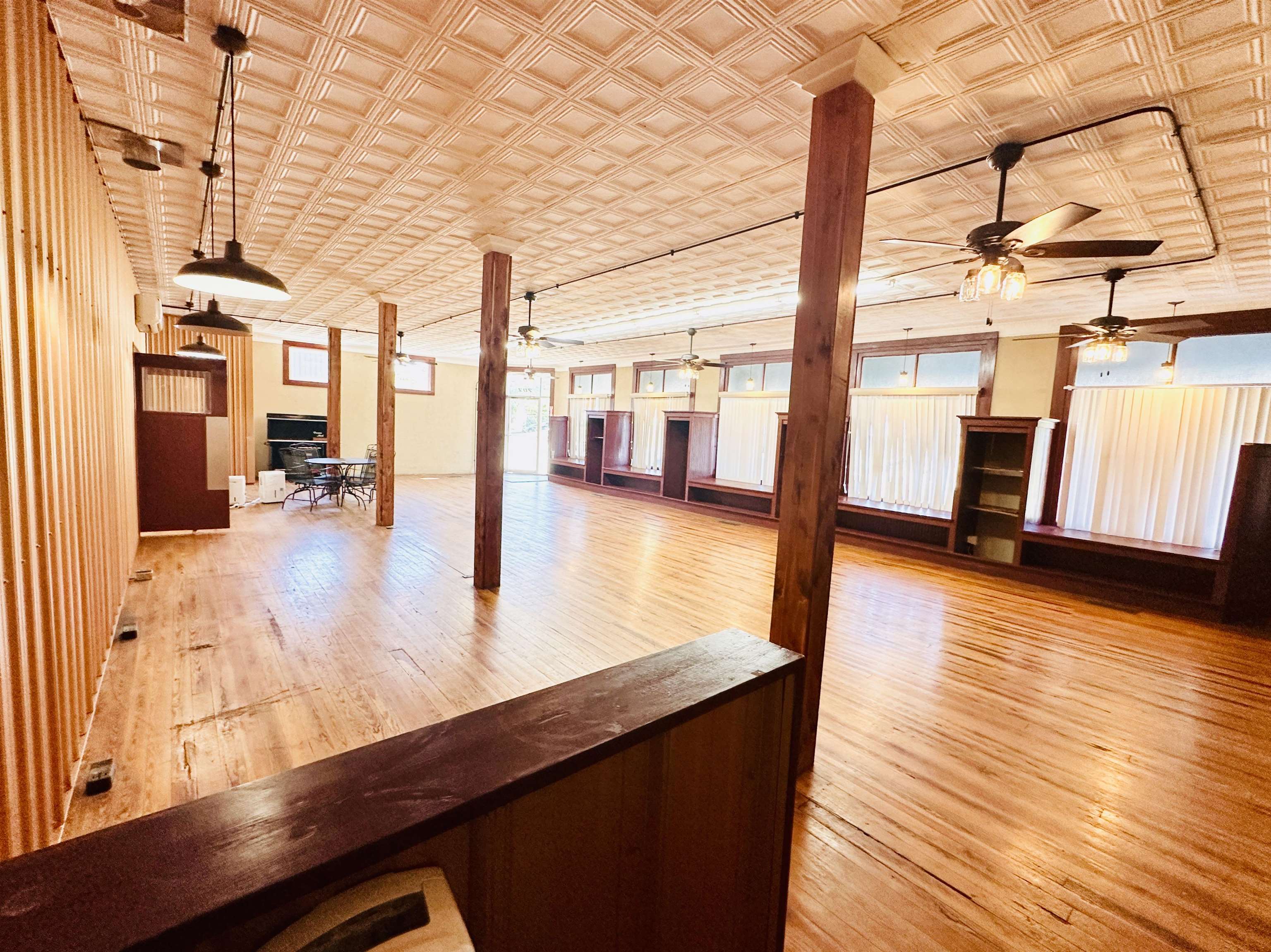 202 Main Street, Caneyville, Kentucky 42721, ,Business,For Sale,Main Street,93863