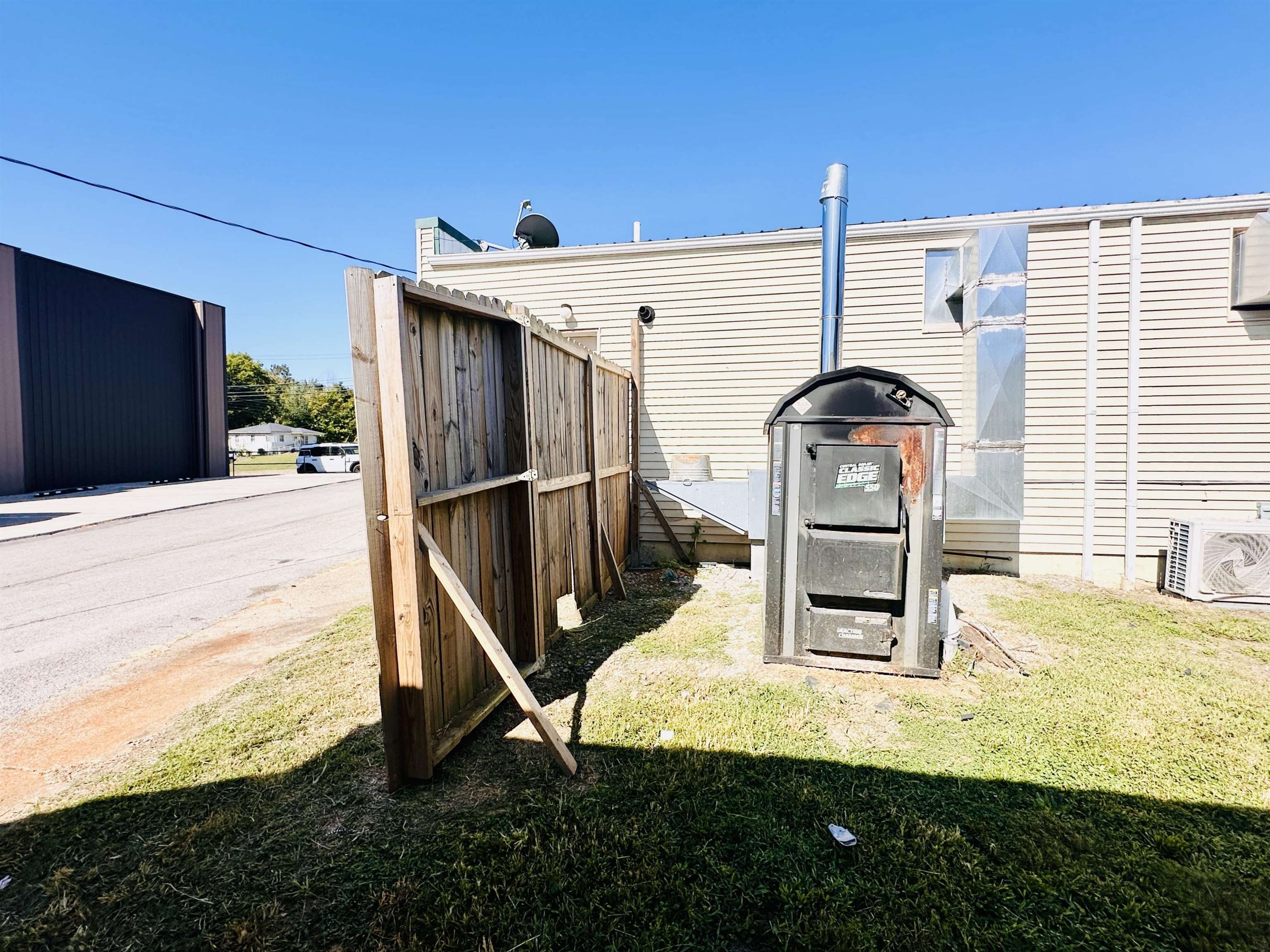 202 Main Street, Caneyville, Kentucky 42721, ,Business,For Sale,Main Street,93863