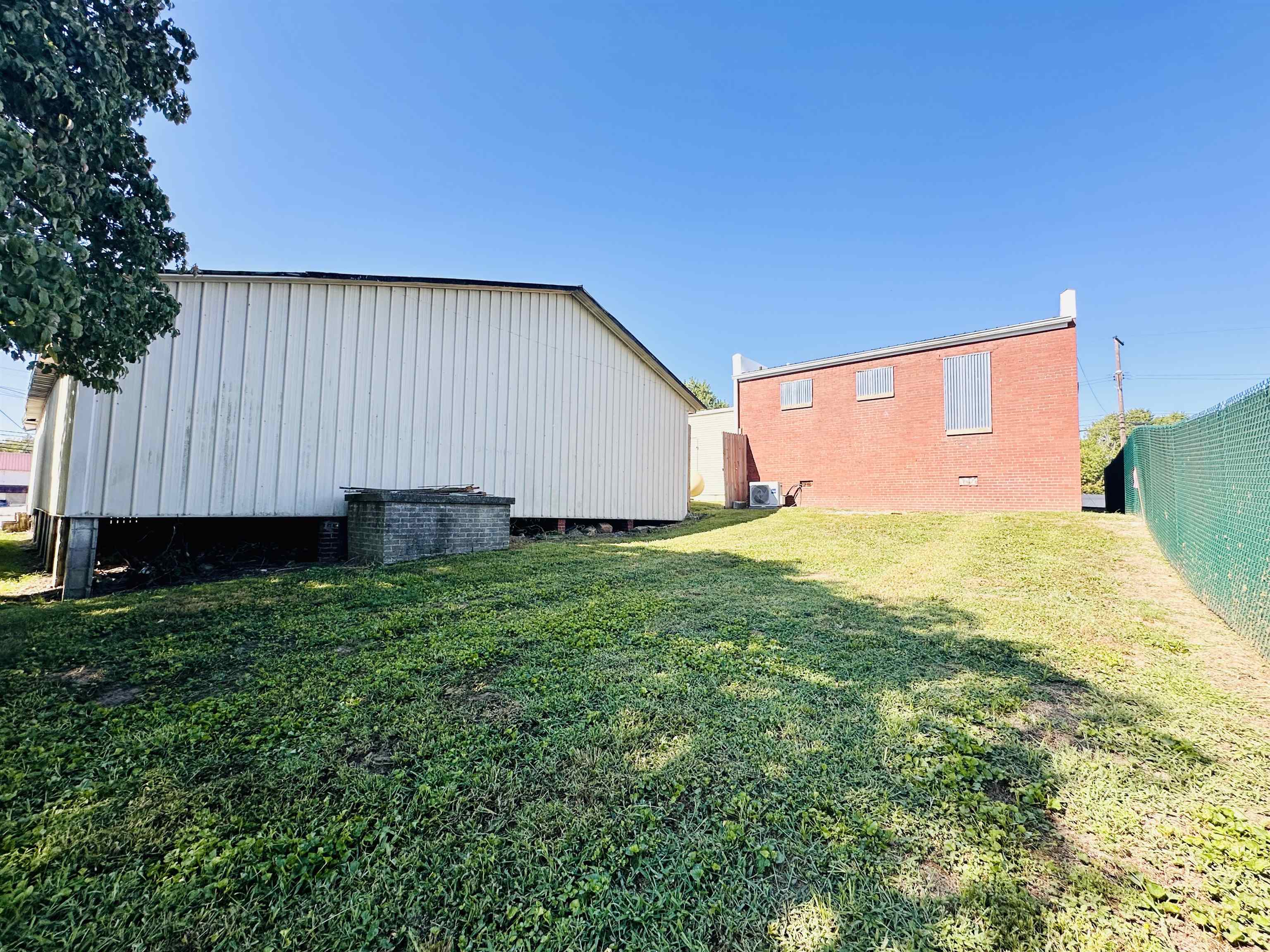 202 Main Street, Caneyville, Kentucky 42721, ,Business,For Sale,Main Street,93863