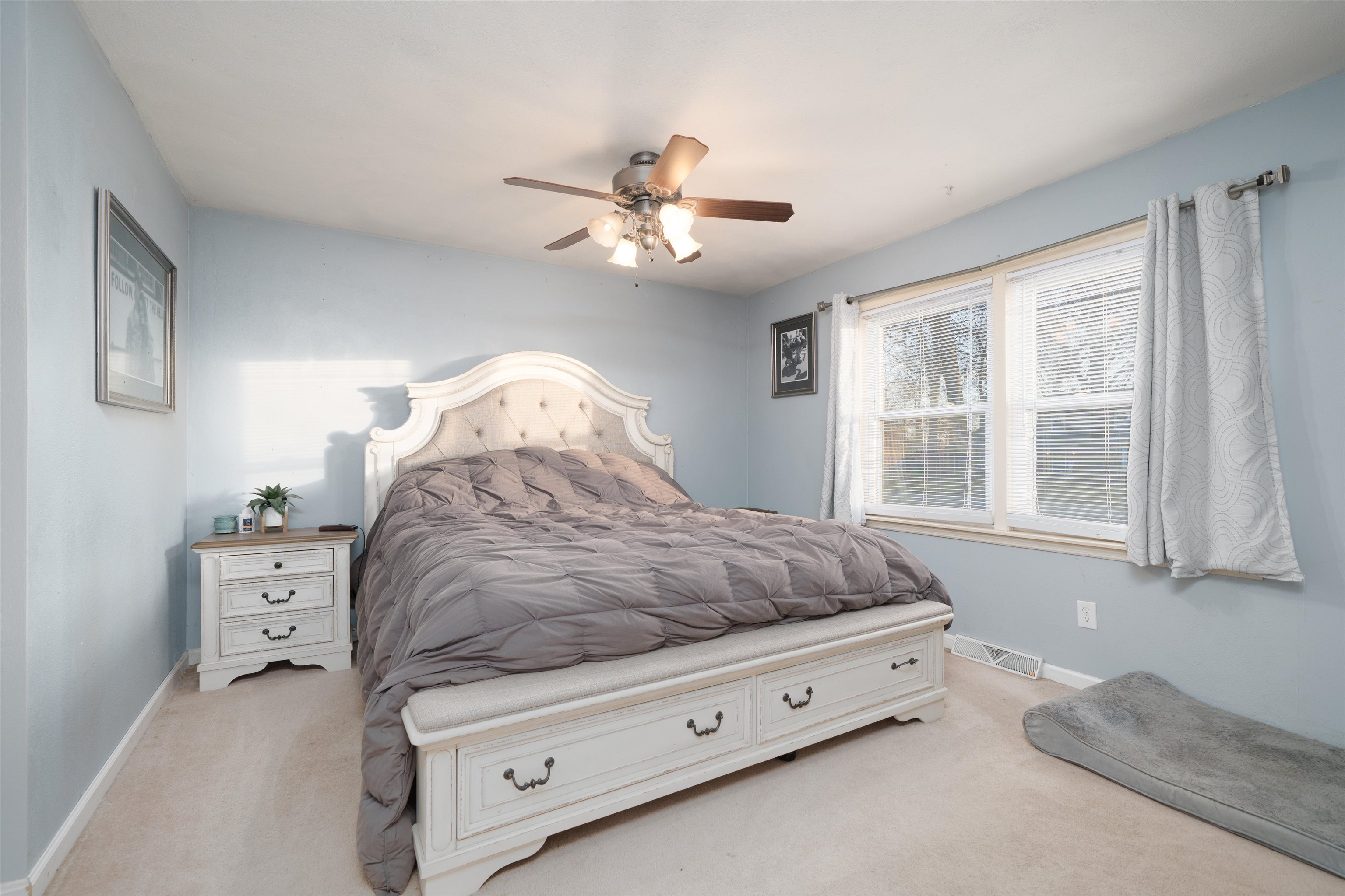 2541 Woodland Dr, Owensboro, Kentucky 42301, 3 Bedrooms Bedrooms, ,3 BathroomsBathrooms,Single Family Residence,For Sale,Woodland Dr,93864