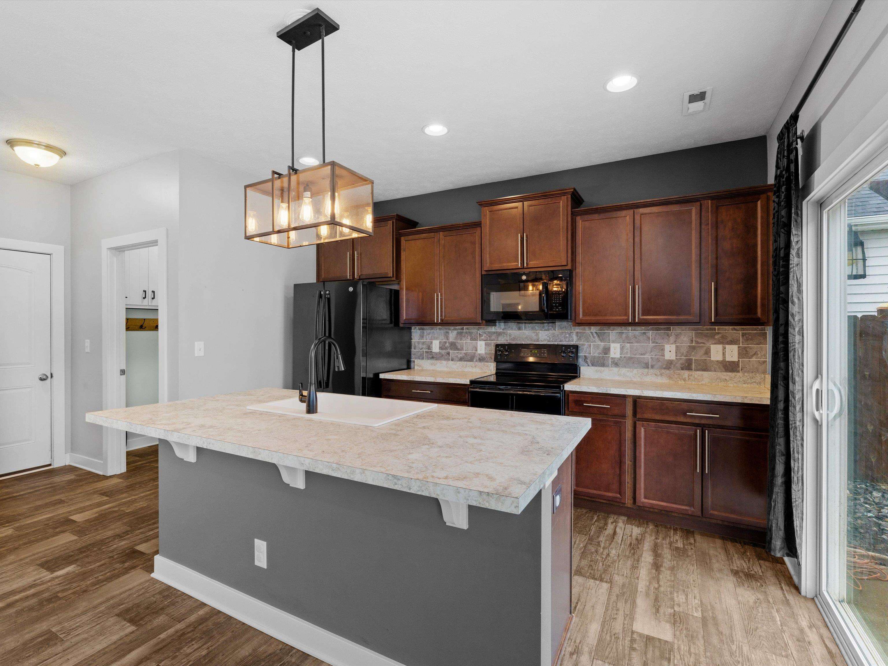 6350 Valley Brook Trace, Utica, Kentucky 42376, 3 Bedrooms Bedrooms, ,2 BathroomsBathrooms,Single Family Residence,For Sale,Valley Brook Trace,93865