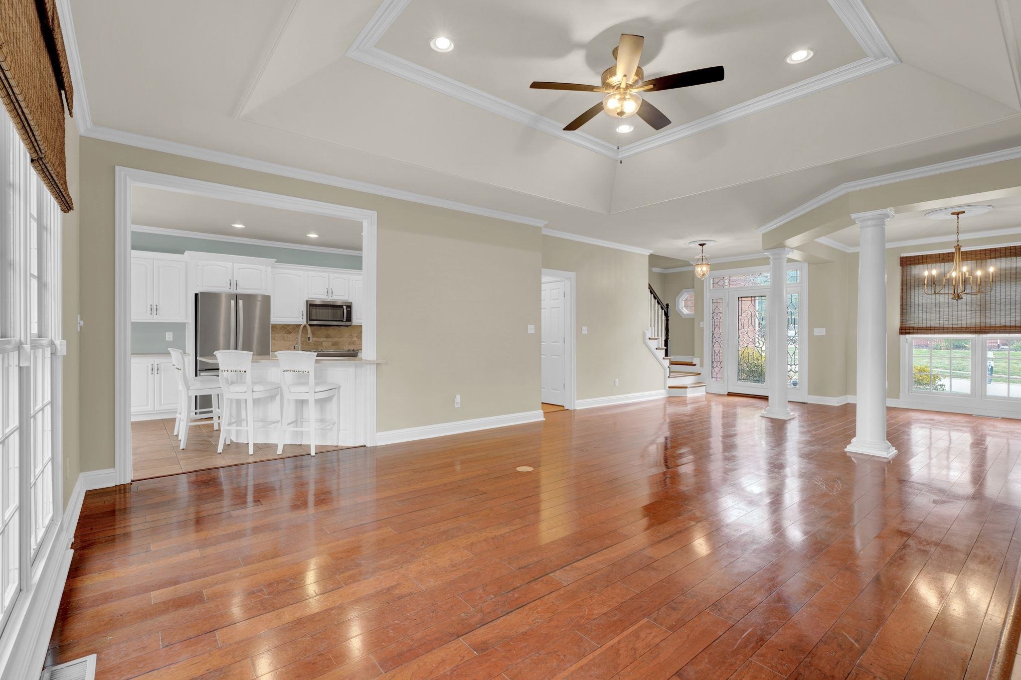 2981 Lost Lake Cove, Owensboro, Kentucky 42303, 4 Bedrooms Bedrooms, ,3 BathroomsBathrooms,Single Family Residence,For Sale,Lost Lake Cove,93874