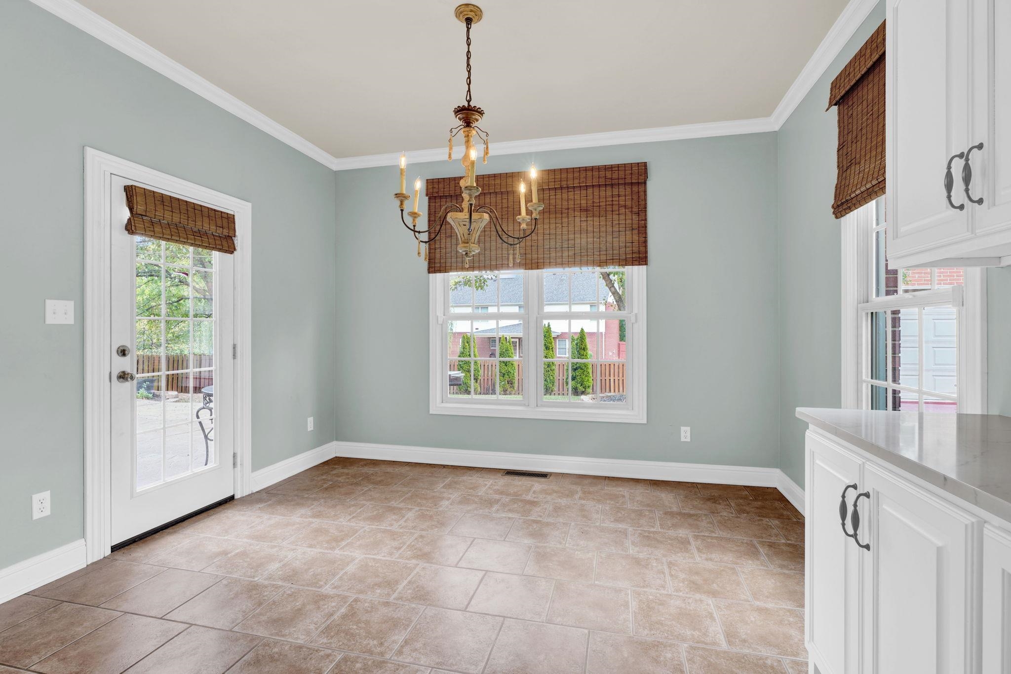 2981 Lost Lake Cove, Owensboro, Kentucky 42303, 4 Bedrooms Bedrooms, ,3 BathroomsBathrooms,Single Family Residence,For Sale,Lost Lake Cove,93874