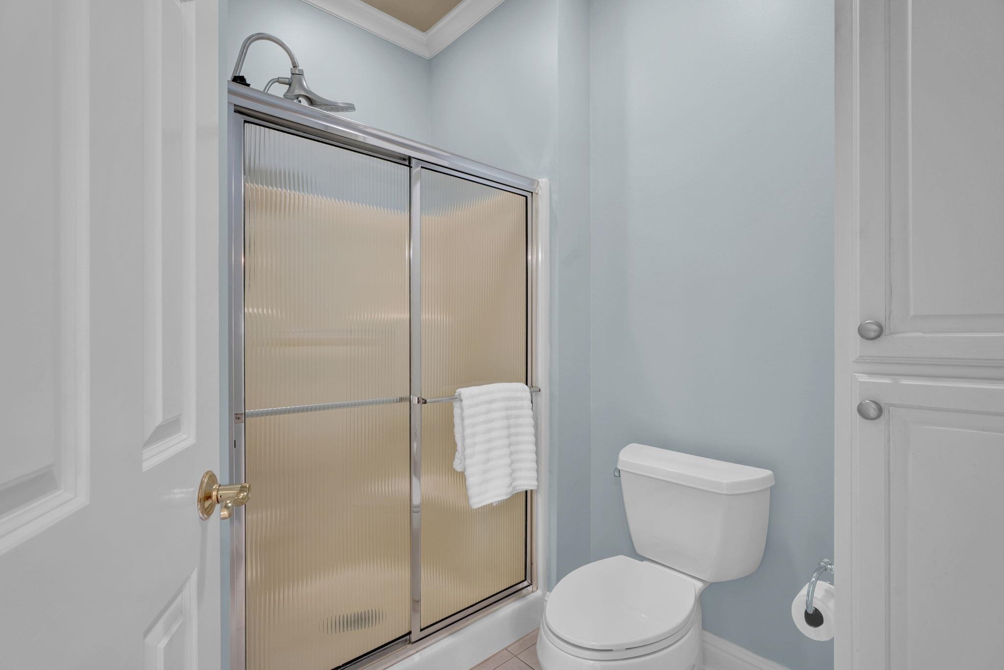 2981 Lost Lake Cove, Owensboro, Kentucky 42303, 4 Bedrooms Bedrooms, ,3 BathroomsBathrooms,Single Family Residence,For Sale,Lost Lake Cove,93874