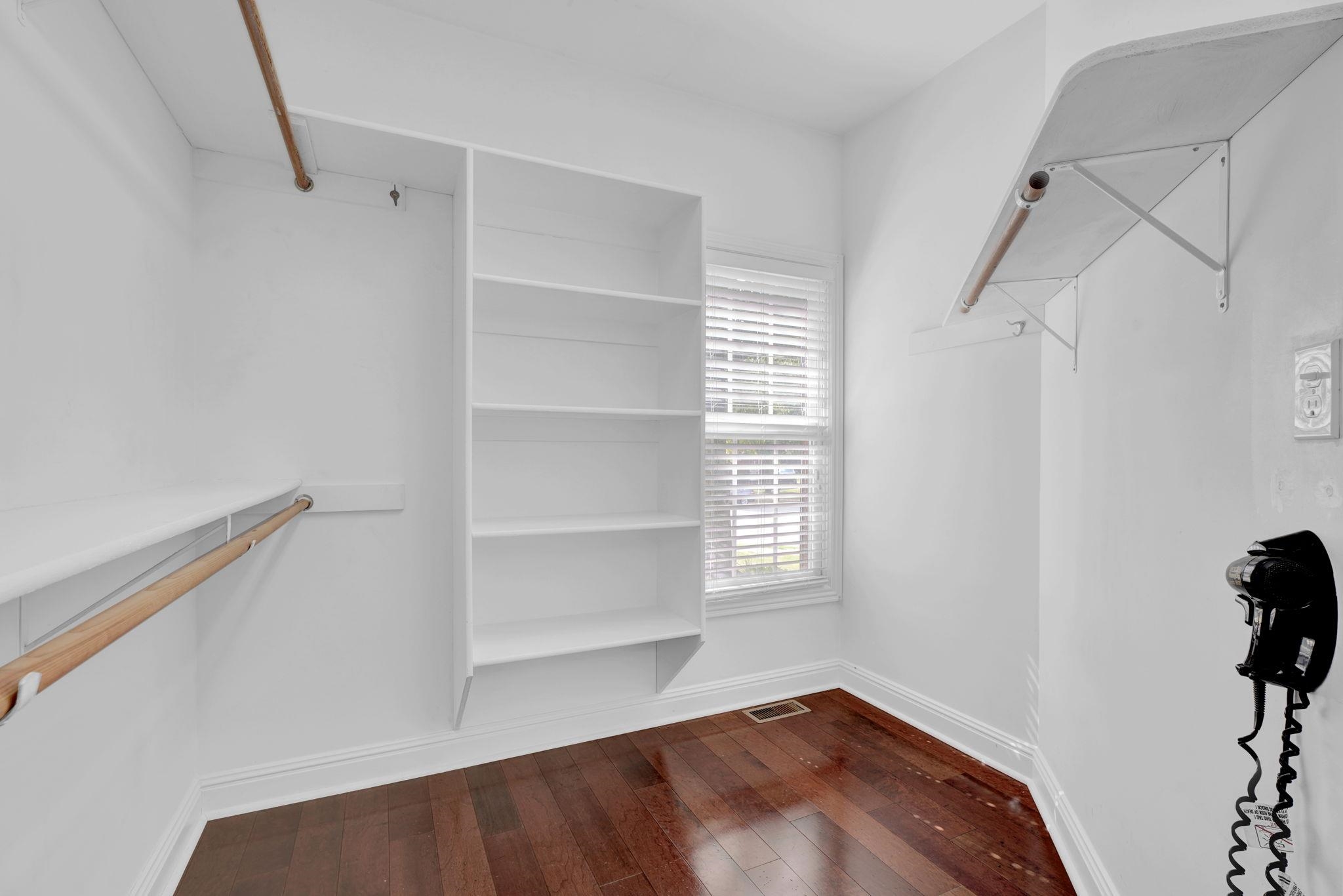 2981 Lost Lake Cove, Owensboro, Kentucky 42303, 4 Bedrooms Bedrooms, ,3 BathroomsBathrooms,Single Family Residence,For Sale,Lost Lake Cove,93874