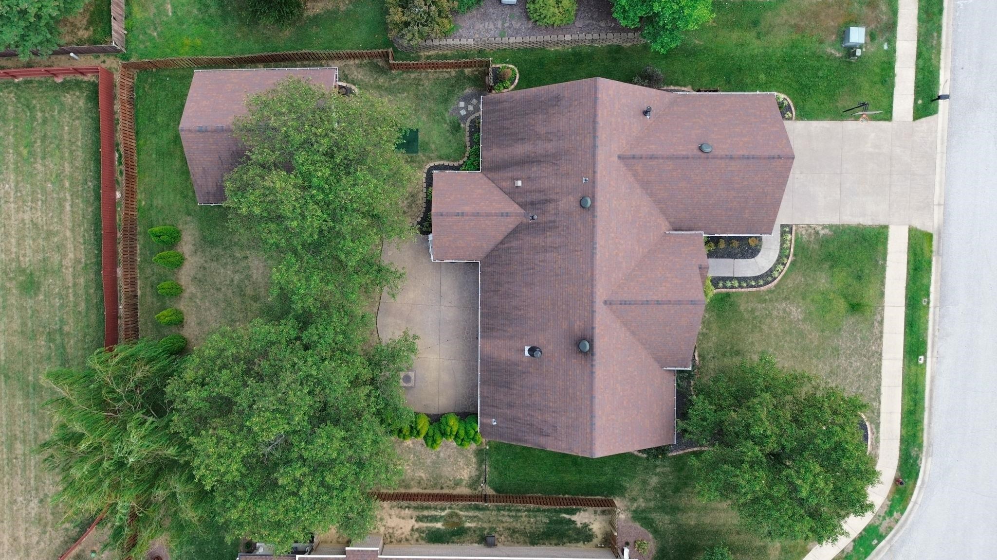 2981 Lost Lake Cove, Owensboro, Kentucky 42303, 4 Bedrooms Bedrooms, ,3 BathroomsBathrooms,Single Family Residence,For Sale,Lost Lake Cove,93874