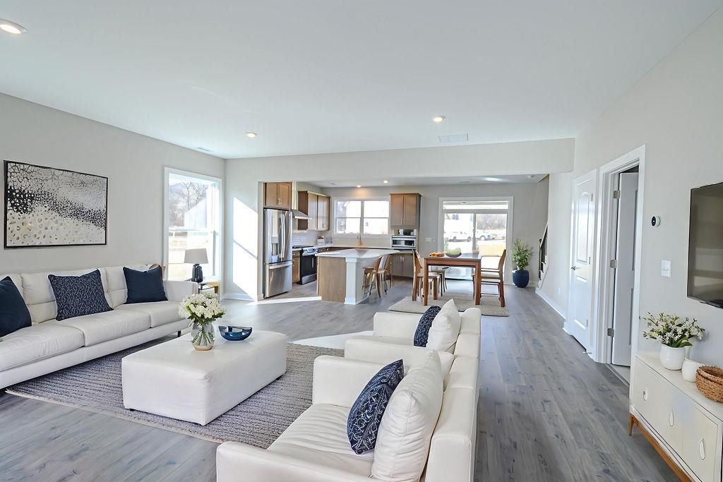 3690 Heatherstone Dr., Owensboro, Kentucky 42301, 4 Bedrooms Bedrooms, ,2 BathroomsBathrooms,Single Family Residence,For Sale,Heatherstone Dr.,93875