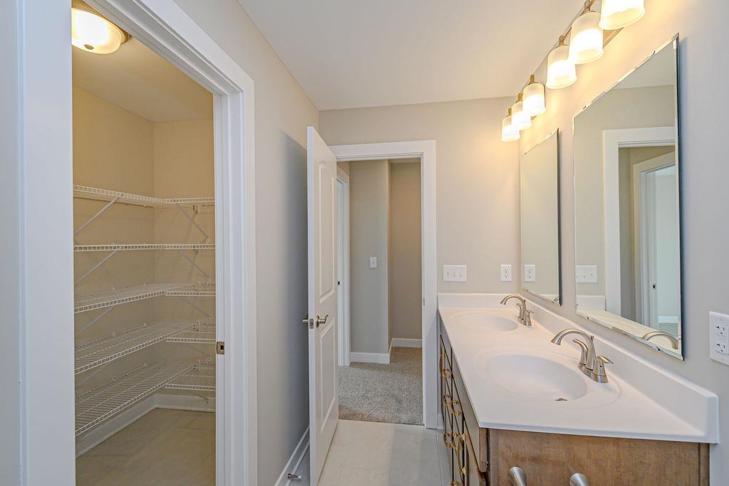 3690 Heatherstone Dr., Owensboro, Kentucky 42301, 4 Bedrooms Bedrooms, ,2 BathroomsBathrooms,Single Family Residence,For Sale,Heatherstone Dr.,93875