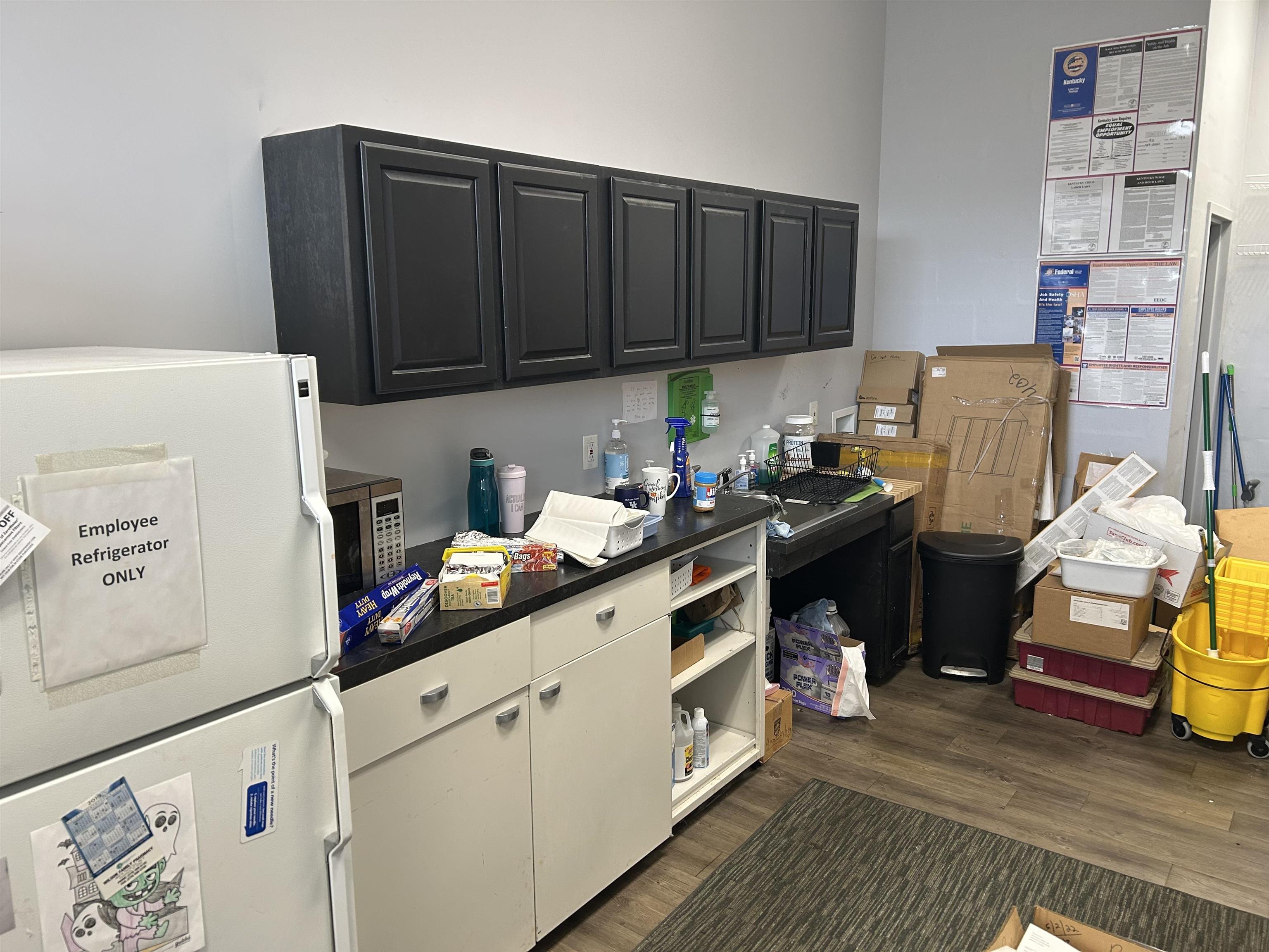 2845 Parrish Avenue, Owensboro, Kentucky 42301, ,Retail,For Sale,Parrish Avenue,93878