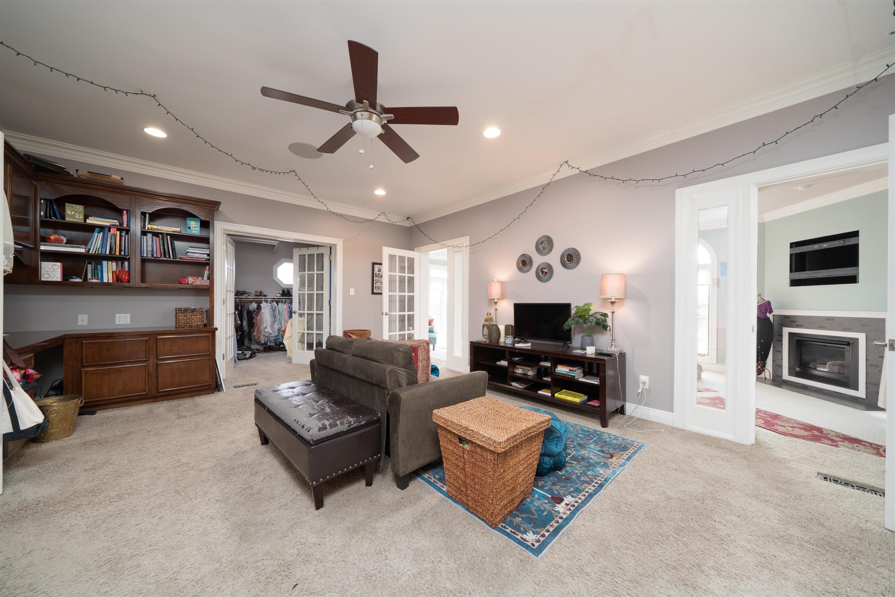 11 Hilltop Drive, Owensboro, Kentucky 42303, 4 Bedrooms Bedrooms, ,3 BathroomsBathrooms,Single Family Residence,For Sale,Hilltop Drive,93881