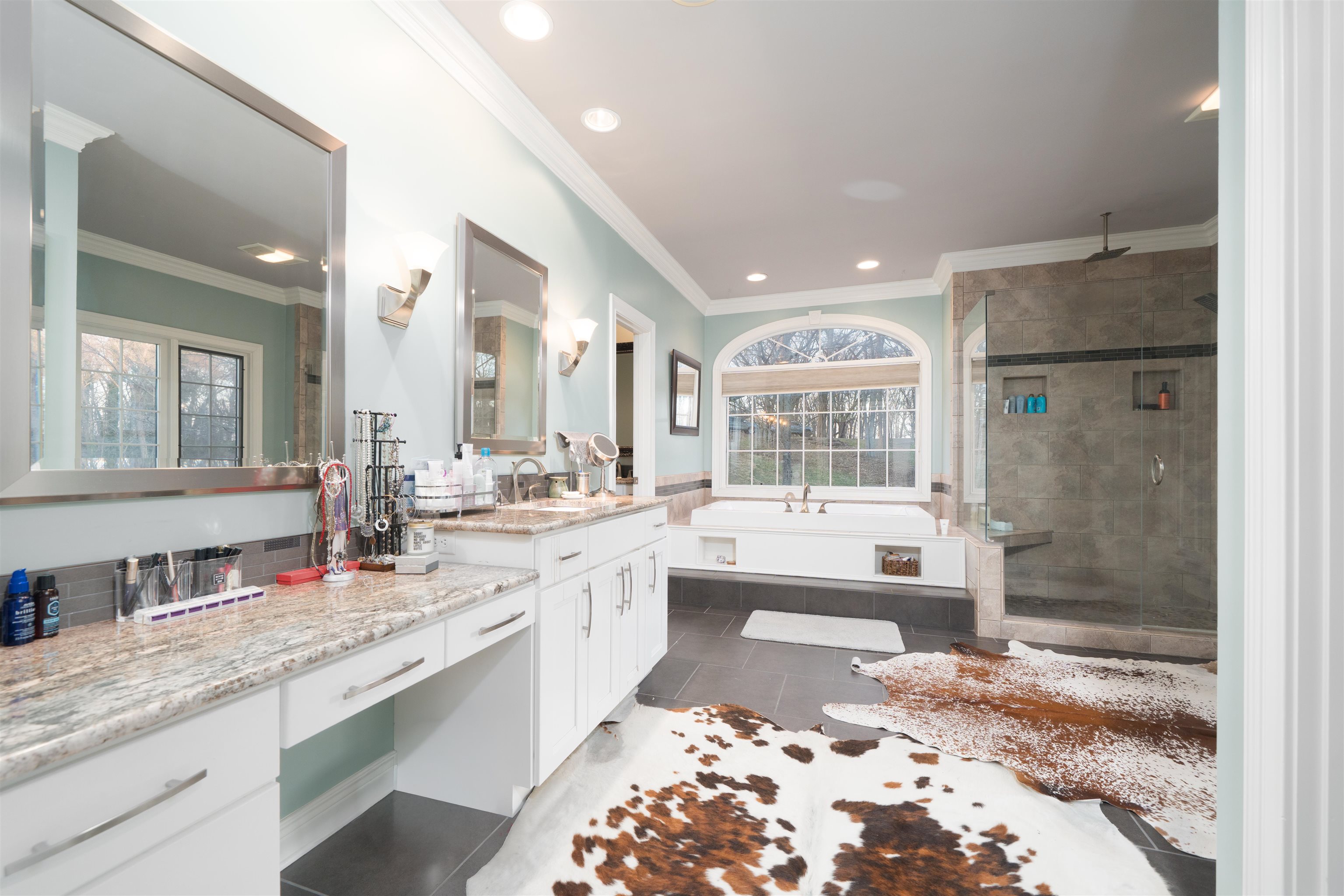 11 Hilltop Drive, Owensboro, Kentucky 42303, 4 Bedrooms Bedrooms, ,3 BathroomsBathrooms,Single Family Residence,For Sale,Hilltop Drive,93881