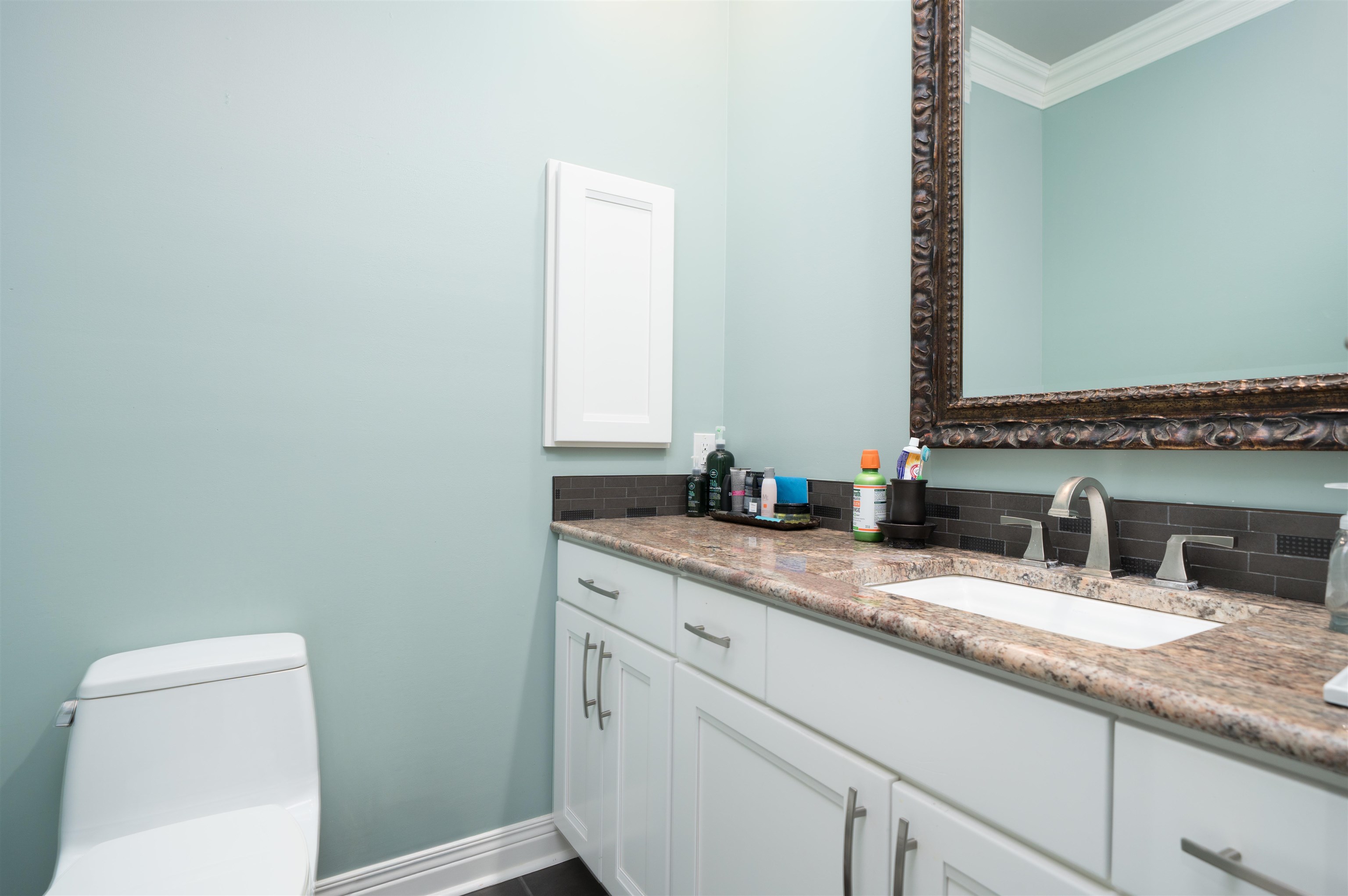 11 Hilltop Drive, Owensboro, Kentucky 42303, 4 Bedrooms Bedrooms, ,3 BathroomsBathrooms,Single Family Residence,For Sale,Hilltop Drive,93881